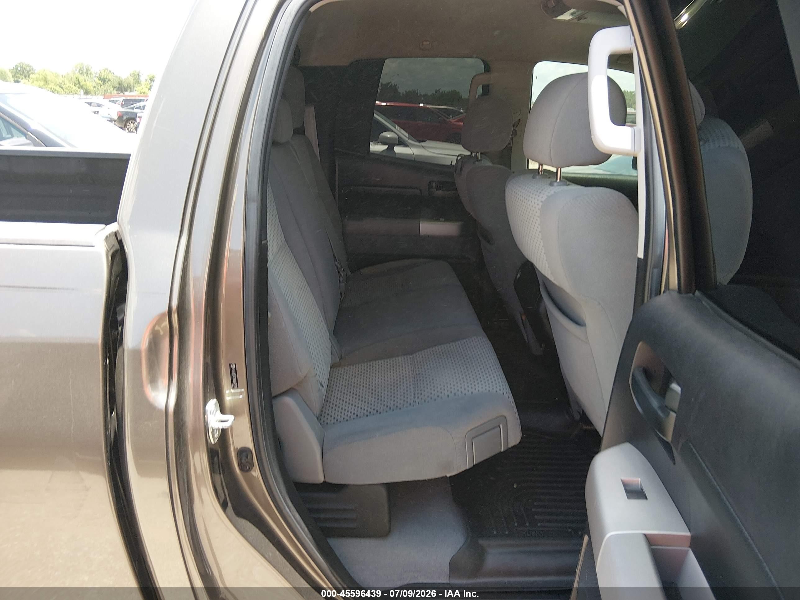 2008 Toyota Tundra Sr5 5.7l V8 Gray vin: 5TFRV54128X043539