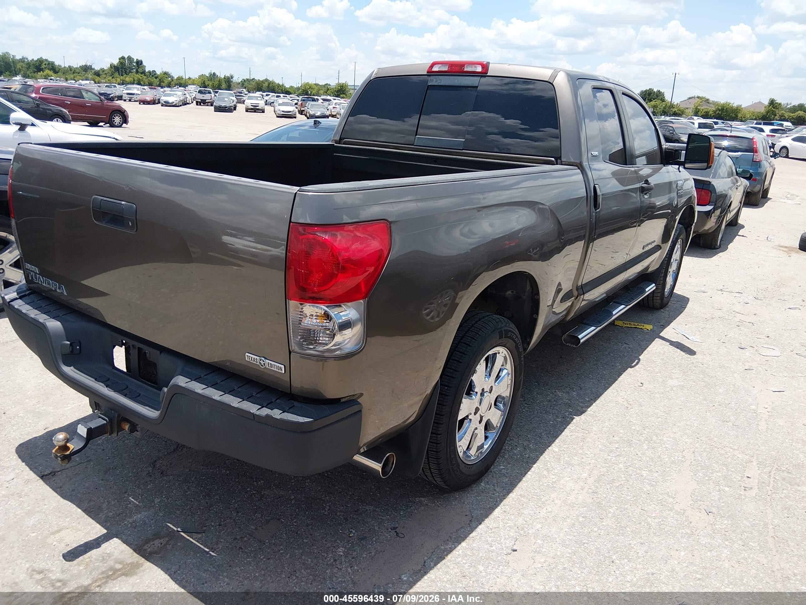 2008 Toyota Tundra Sr5 5.7l V8 Gray vin: 5TFRV54128X043539