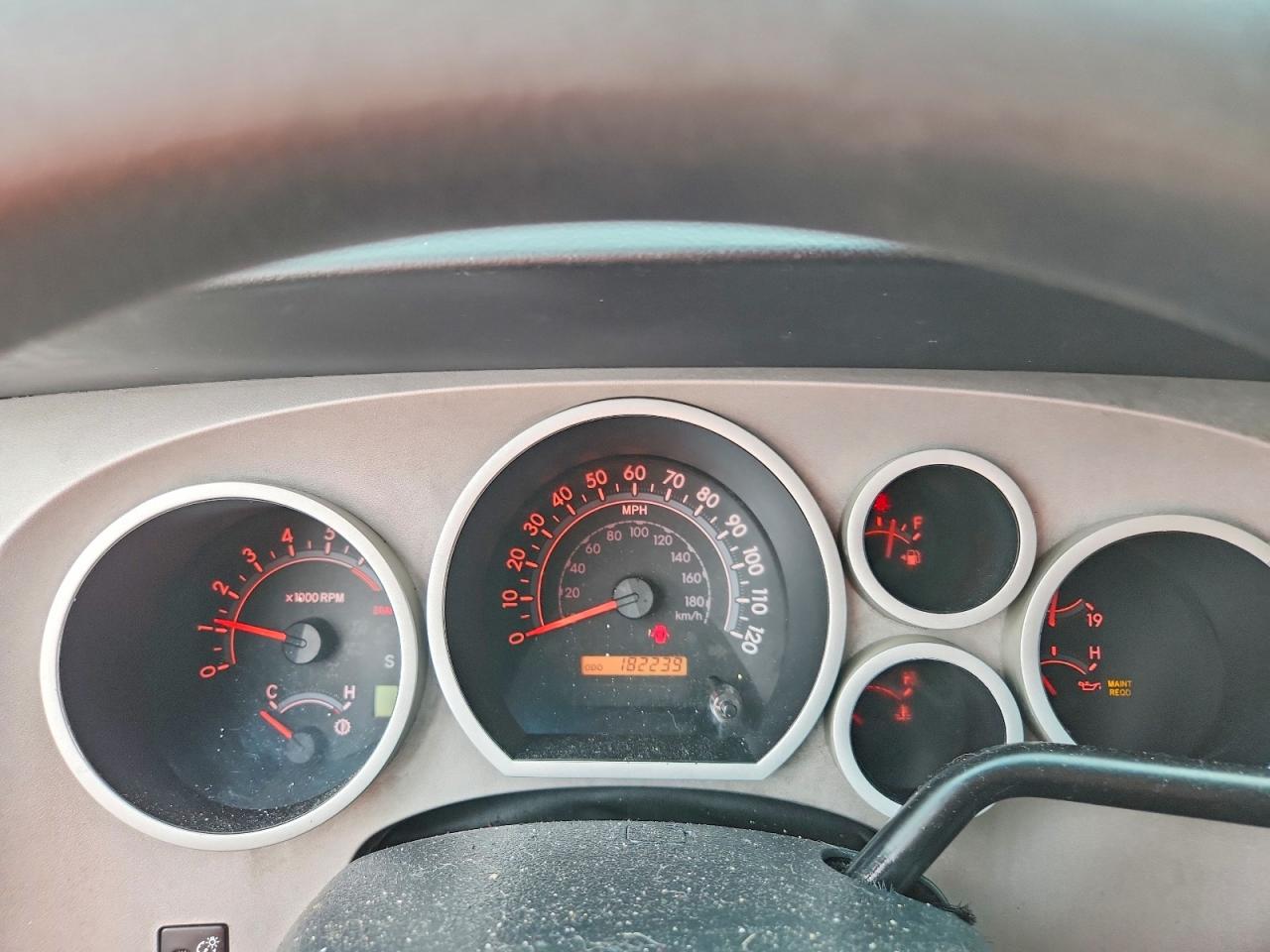 2009 Toyota Tundra Grade White vin: 5TFRV54129X071651