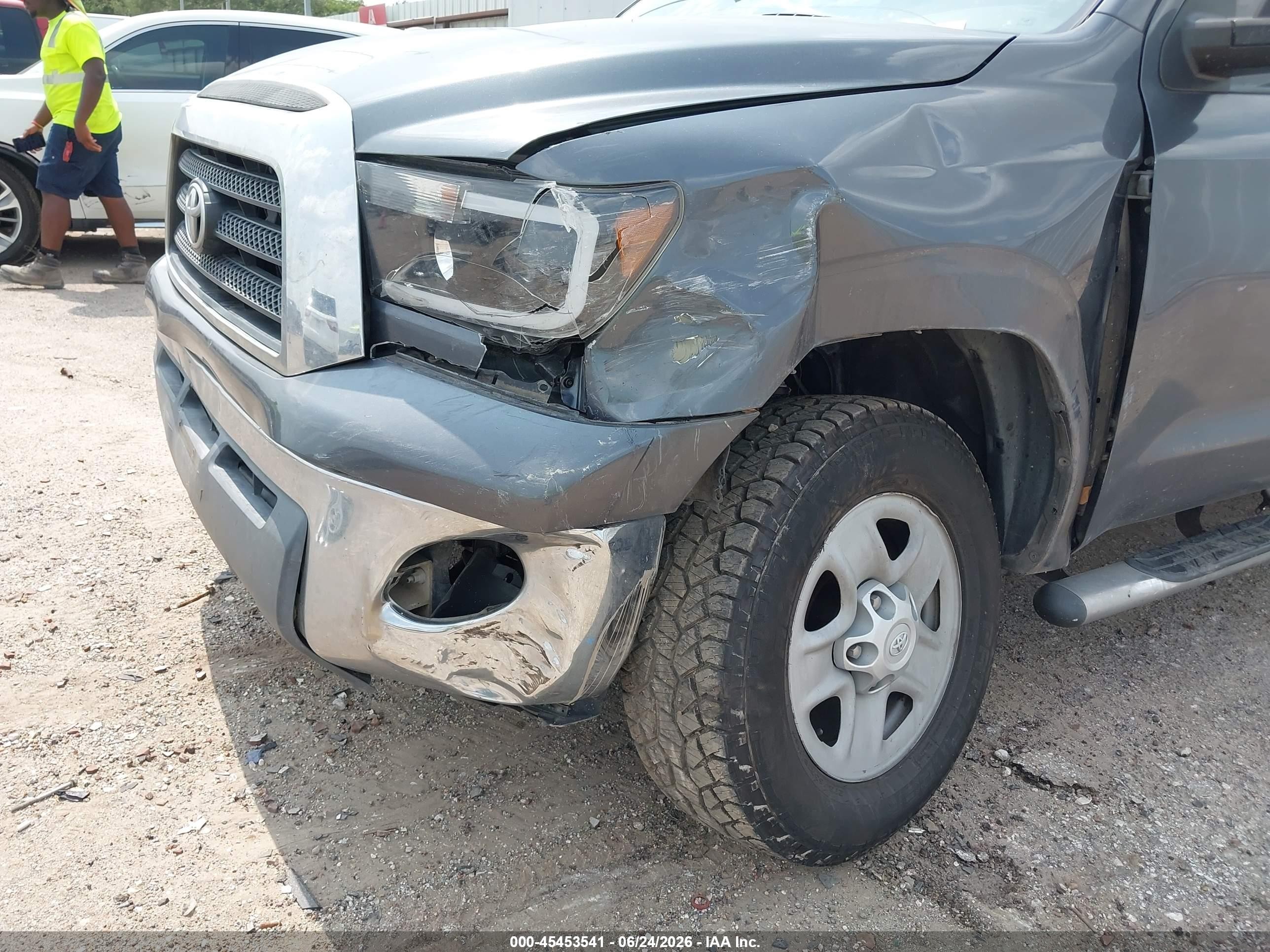 2007 Toyota Tundra Sr5 V8 Gray vin: 5TFRV54137X009950
