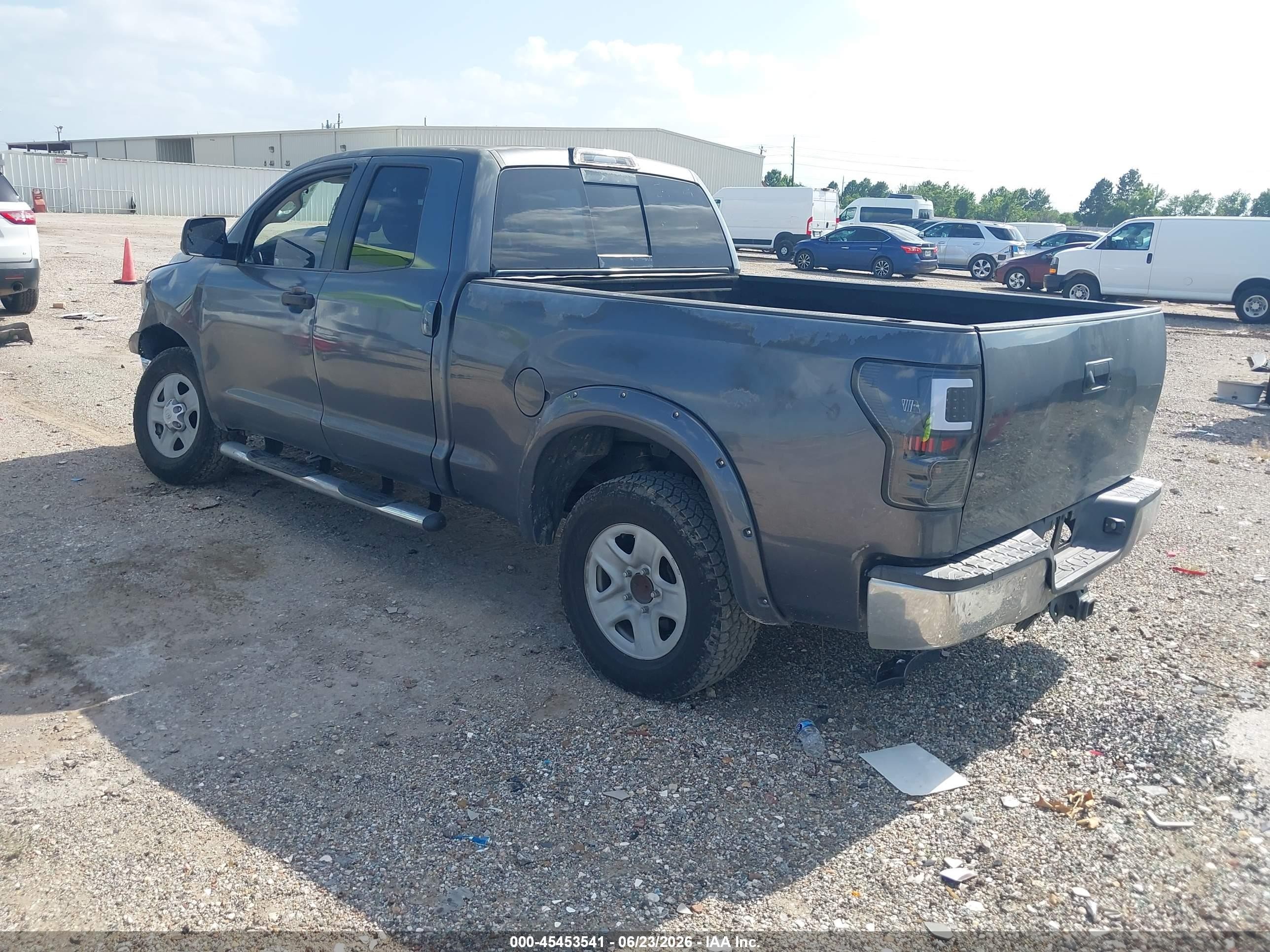 2007 Toyota Tundra Sr5 V8 Gray vin: 5TFRV54137X009950
