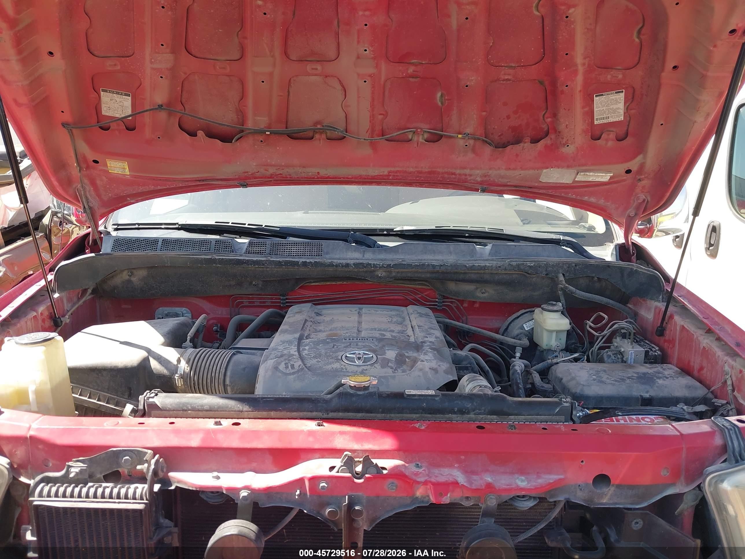 2007 Toyota Tundra Sr5 V8 Red vin: 5TFRV54137X021239