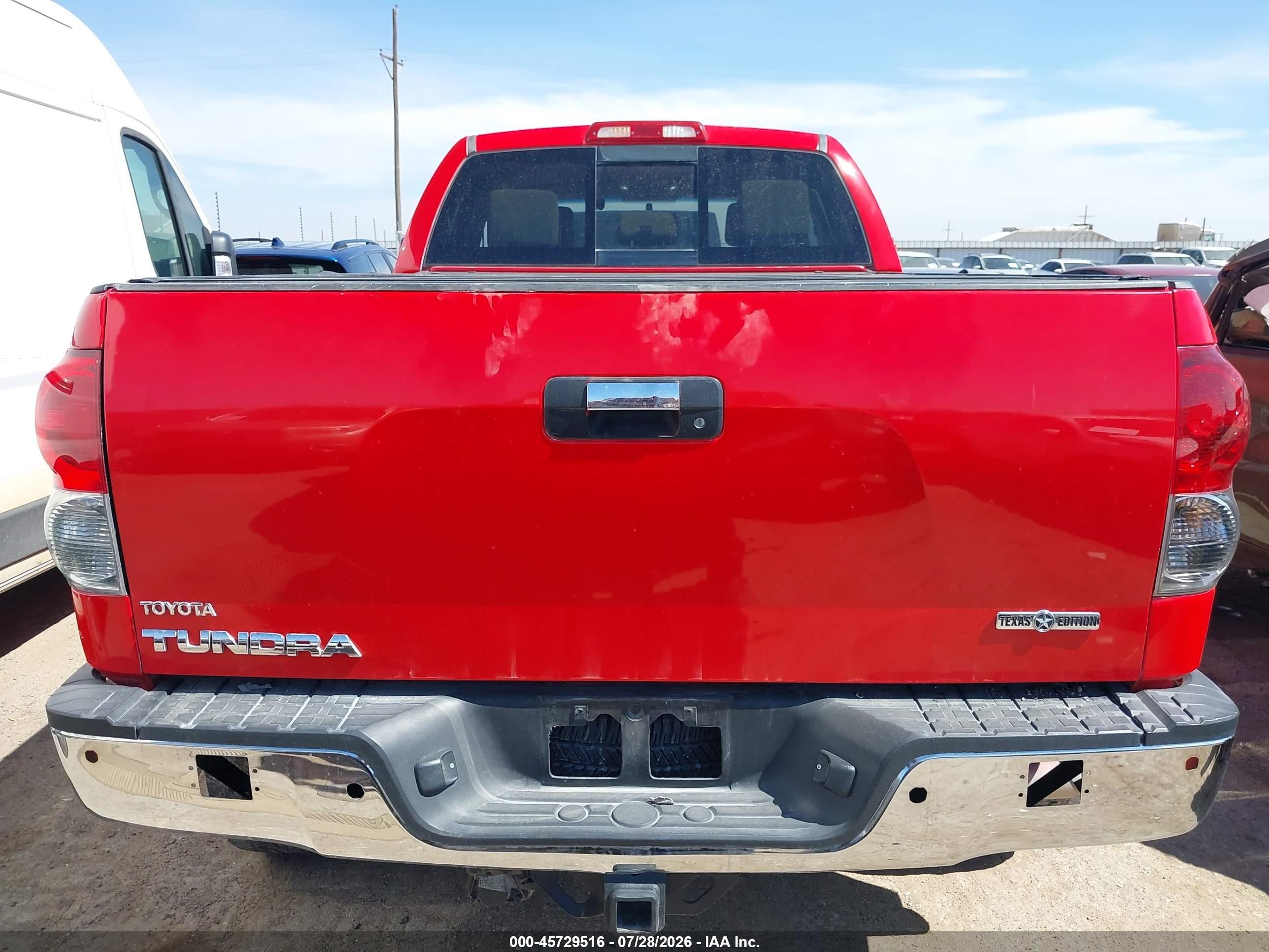 2007 Toyota Tundra Sr5 V8 Red vin: 5TFRV54137X021239