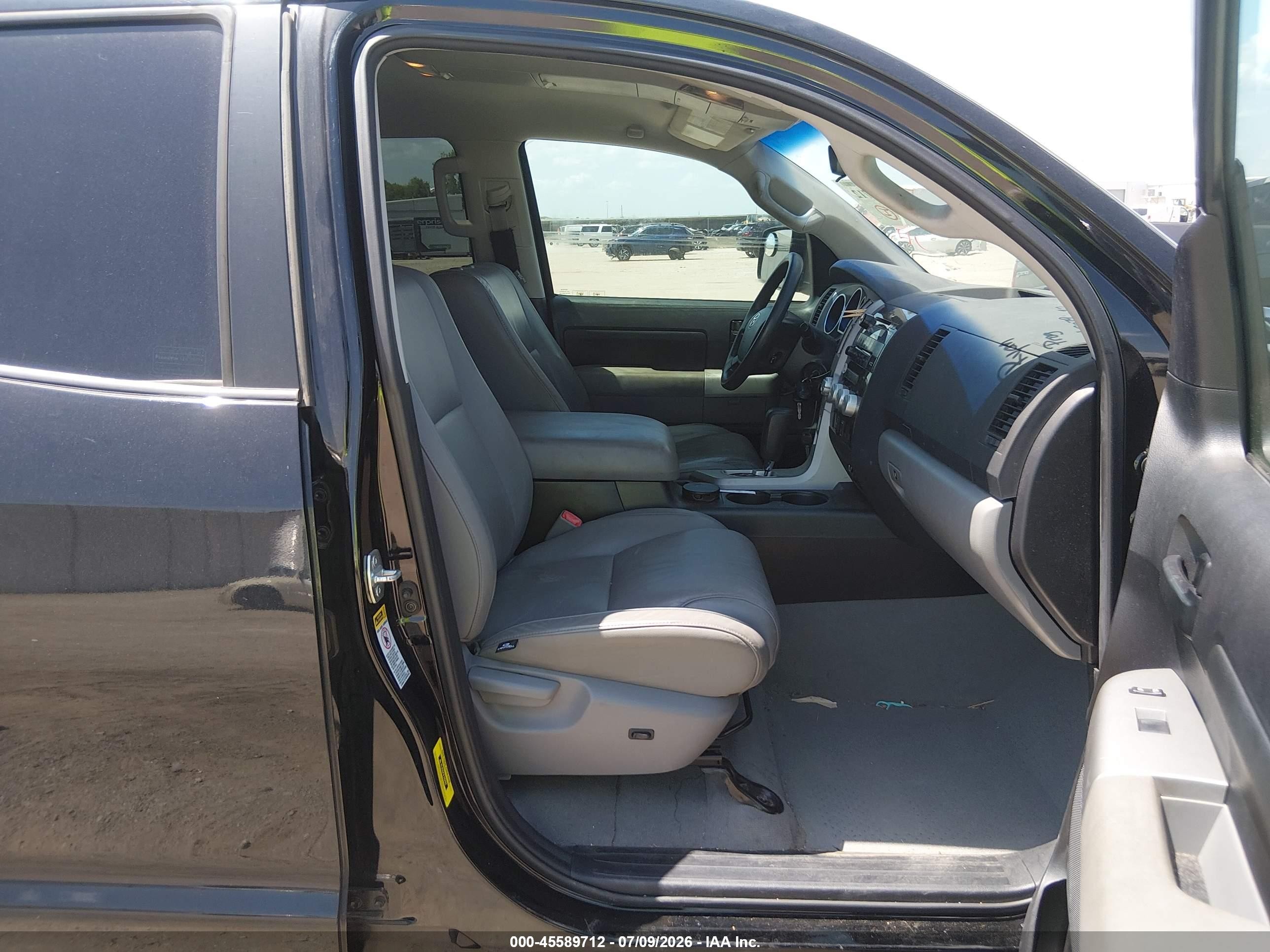 2007 Toyota Tundra Sr5 V8 Black vin: 5TFRV54137X025761
