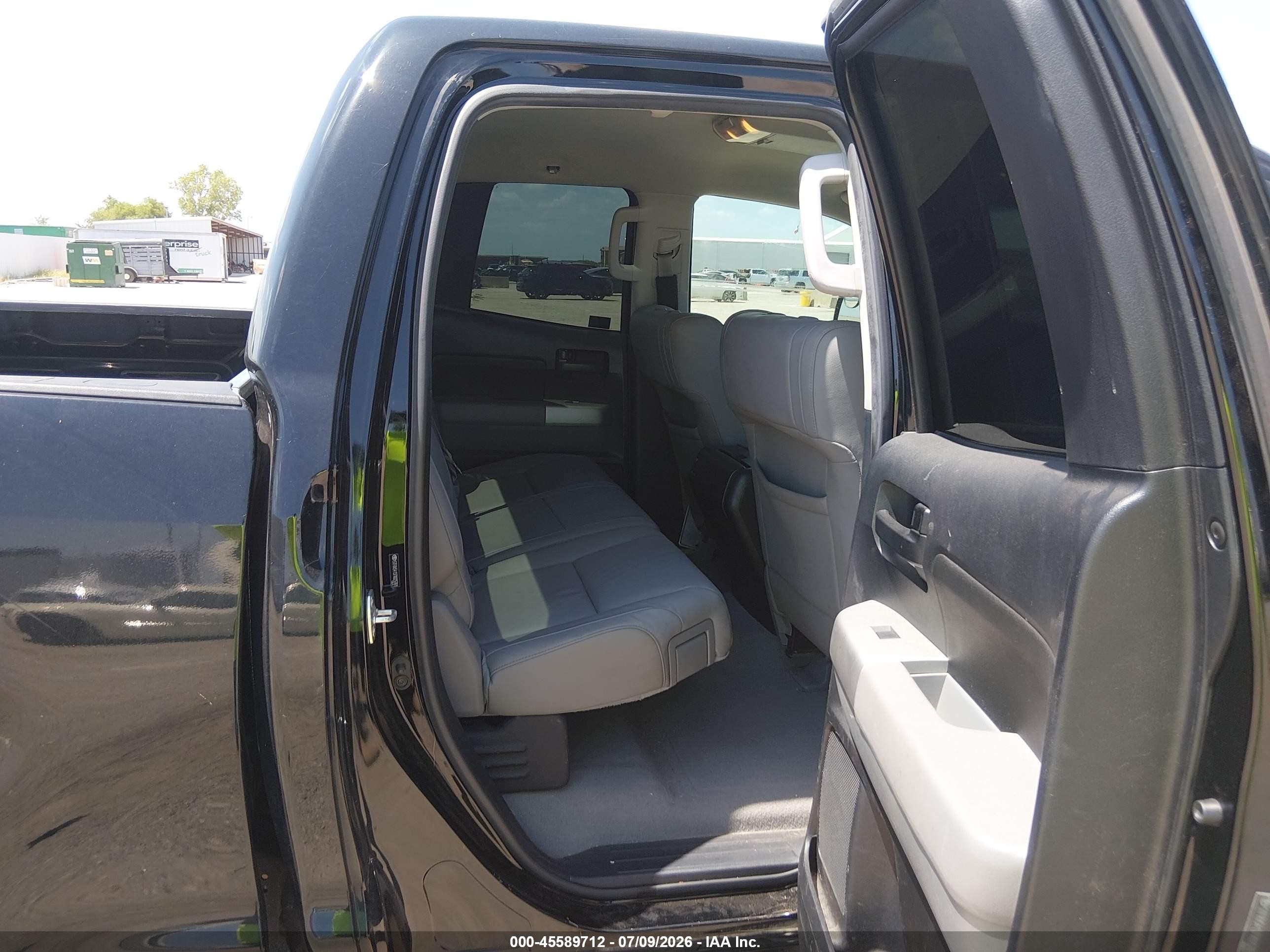 2007 Toyota Tundra Sr5 V8 Black vin: 5TFRV54137X025761