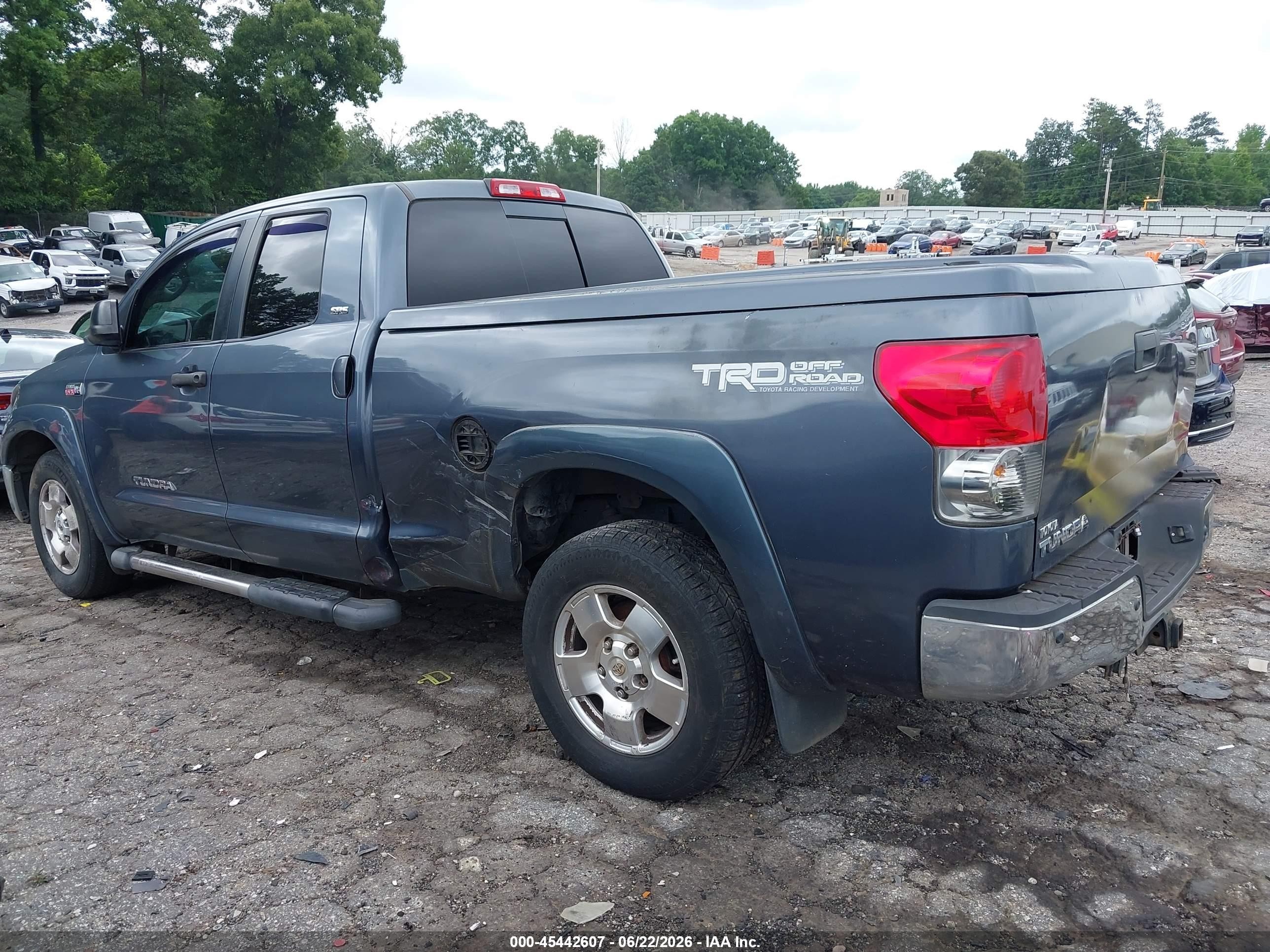 2008 Toyota Tundra Sr5 5.7l V8 Gray vin: 5TFRV54138X044117