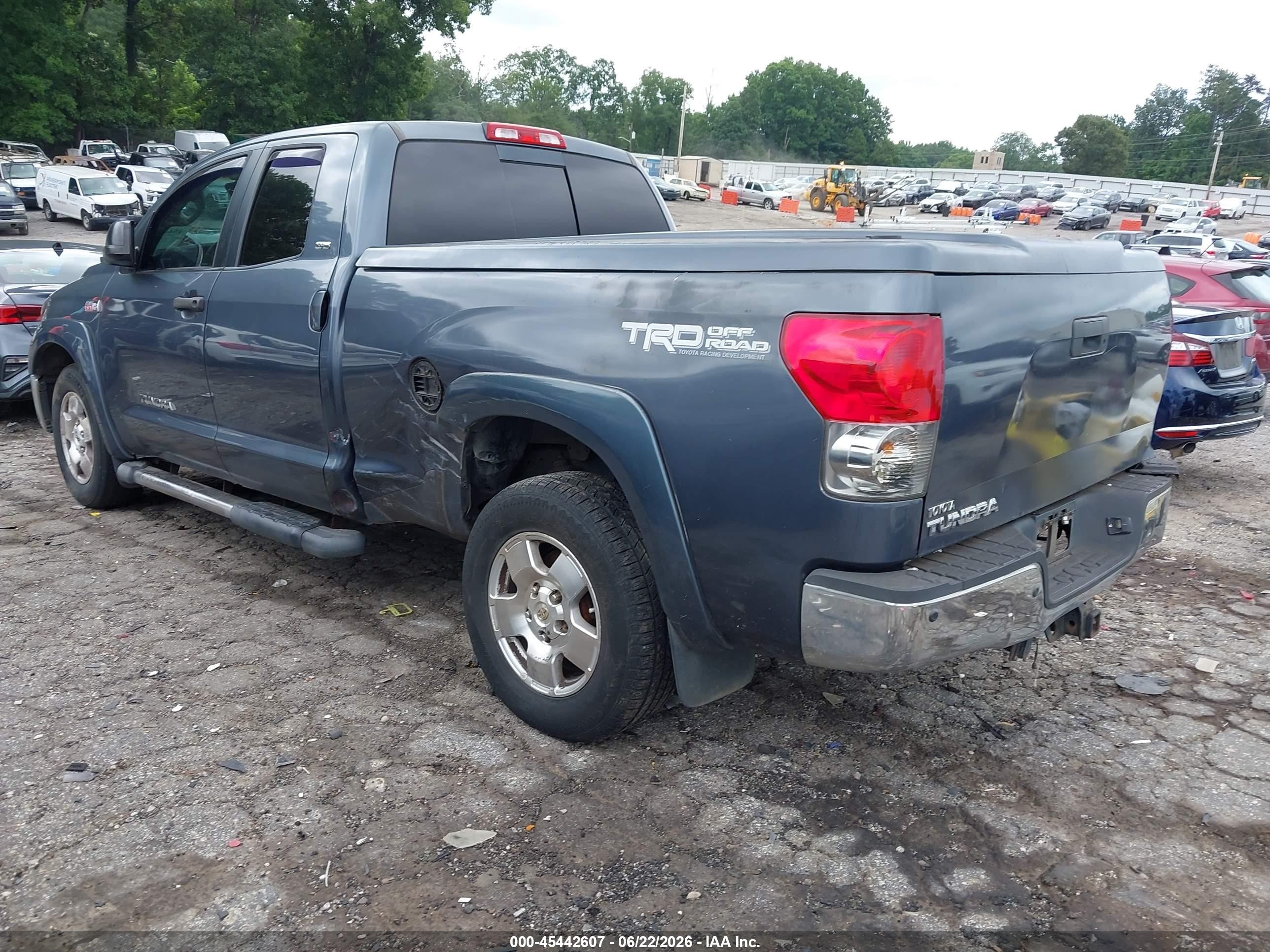 2008 Toyota Tundra Sr5 5.7l V8 Gray vin: 5TFRV54138X044117