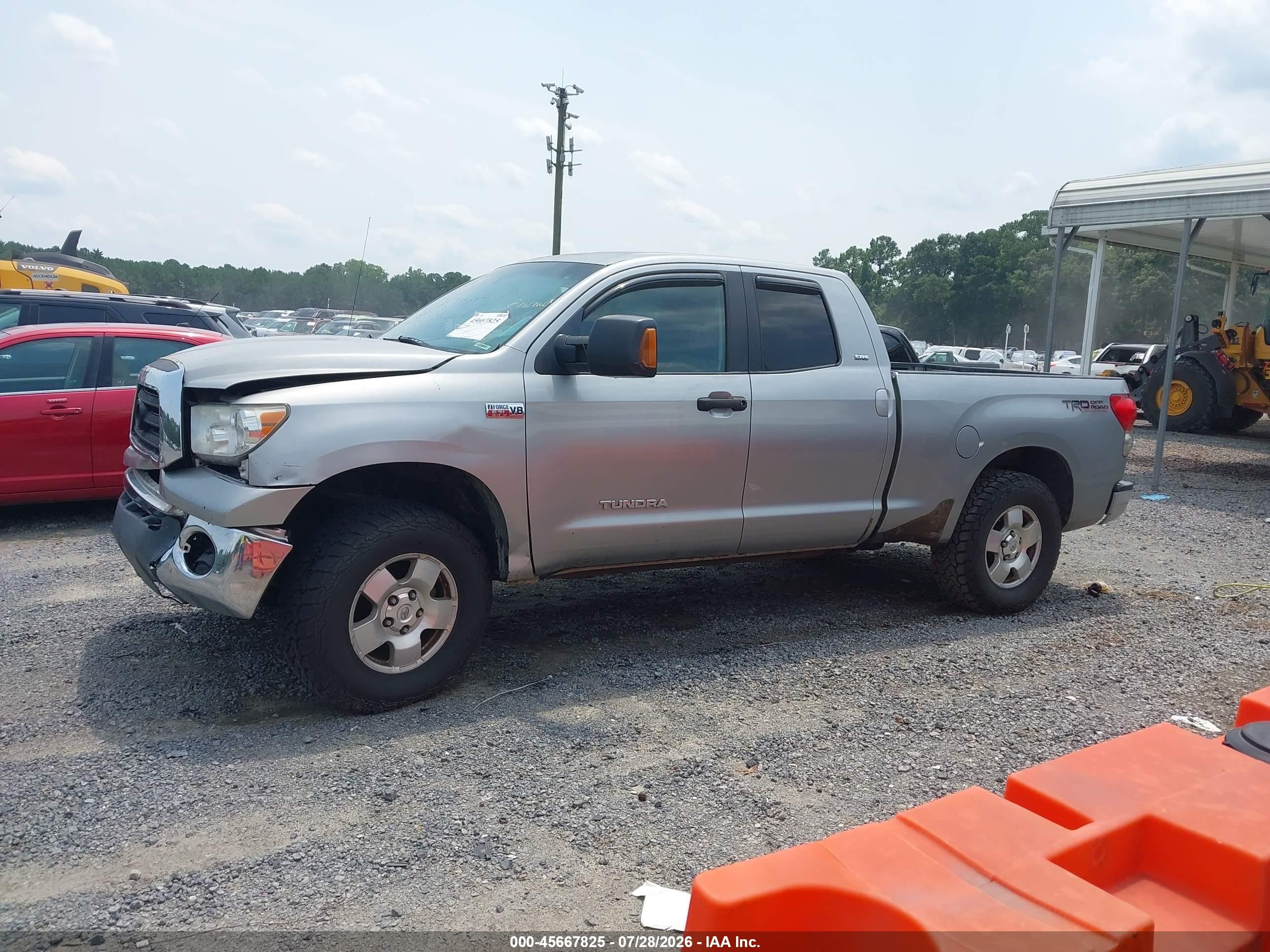2008 Toyota Tundra Sr5 5.7l V8 Silver vin: 5TFRV54138X068739