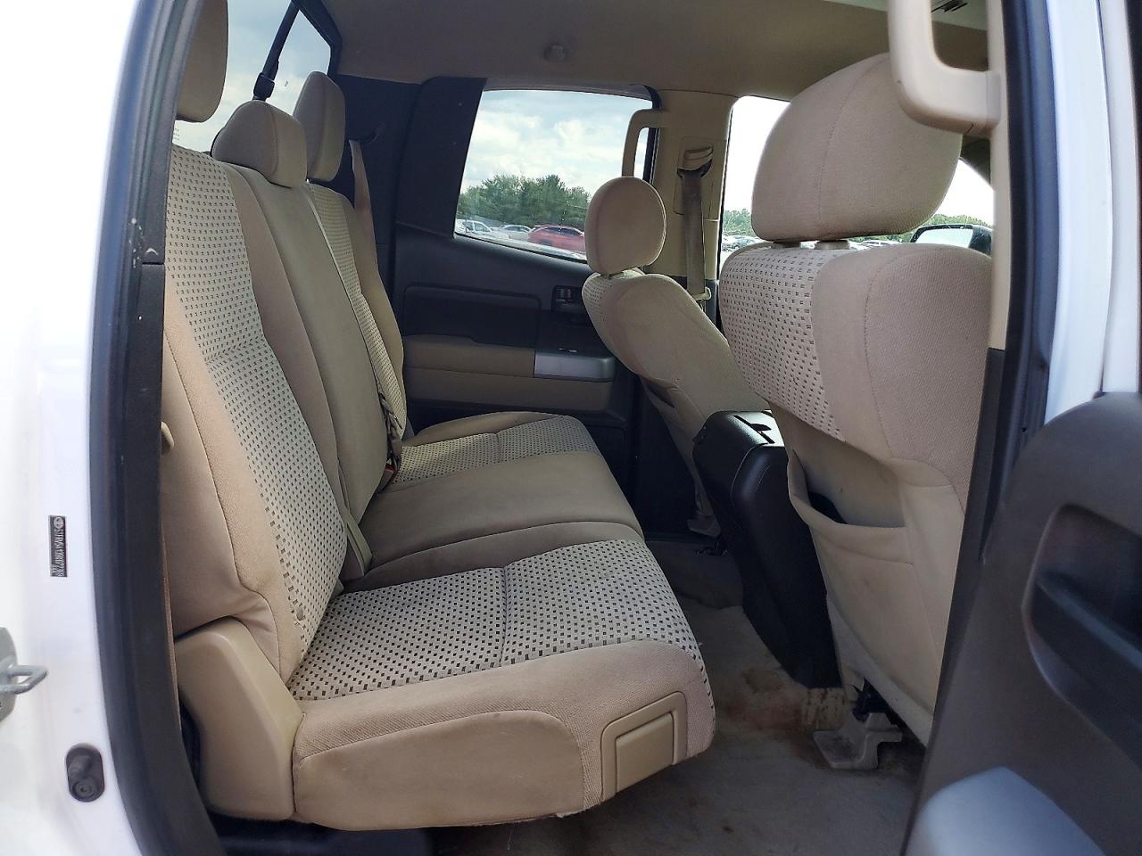 2009 Toyota Tundra Sr5 White vin: 5TFRV54139X072369
