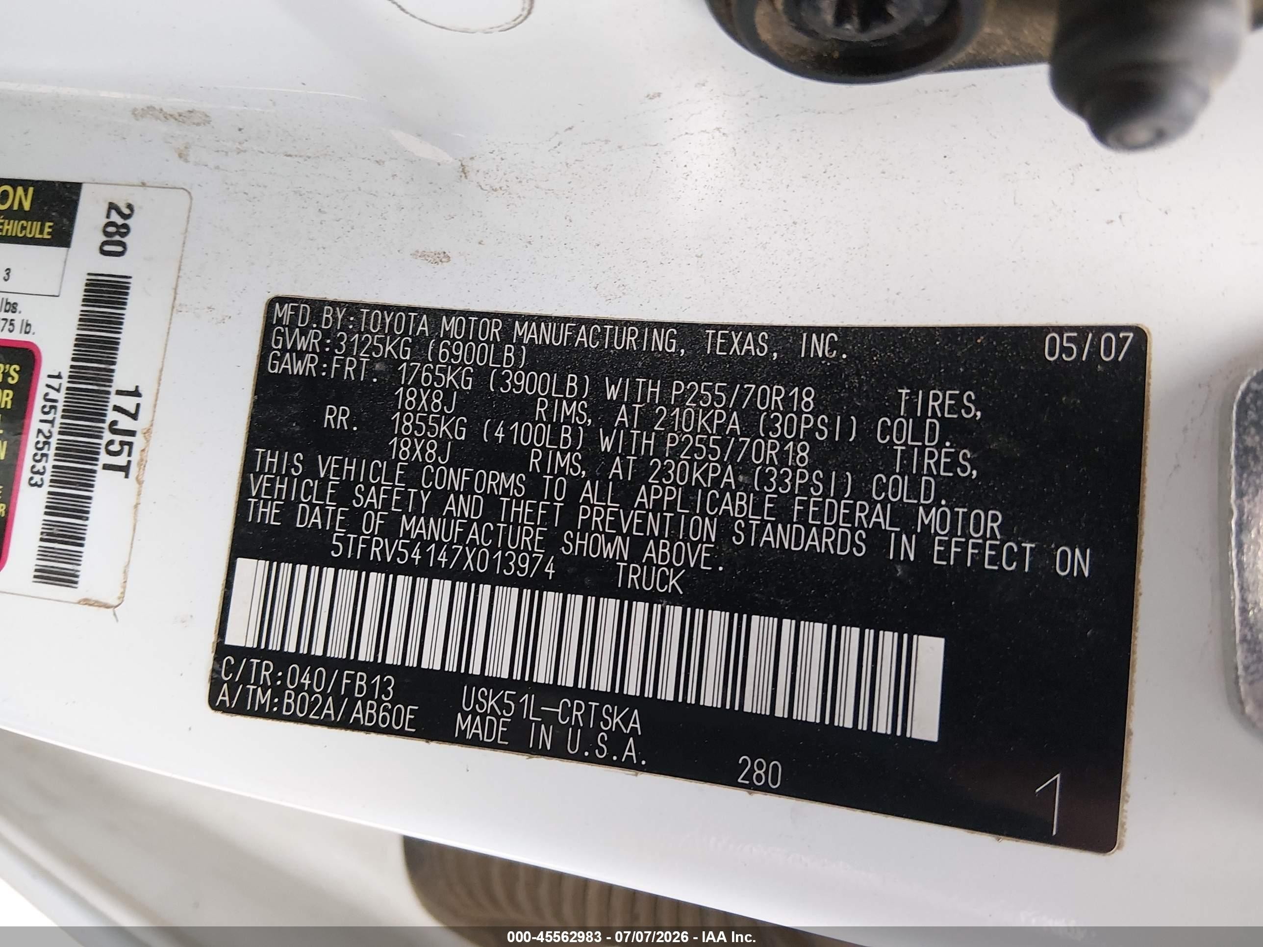 2007 Toyota Tundra Sr5 V8 White vin: 5TFRV54147X013974