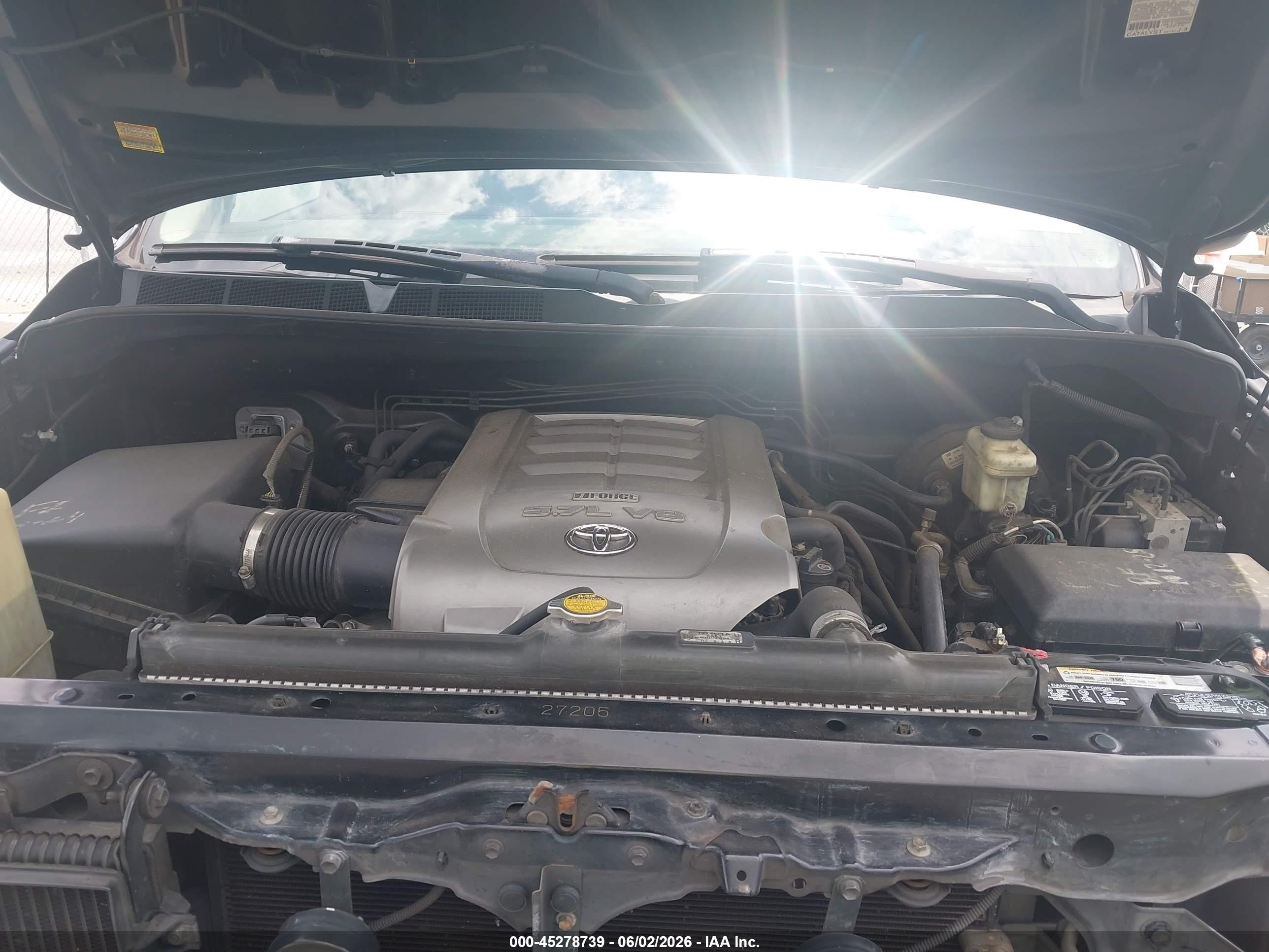 2008 Toyota Tundra Sr5 5.7l V8 Черный vin: 5TFRV54148X041162