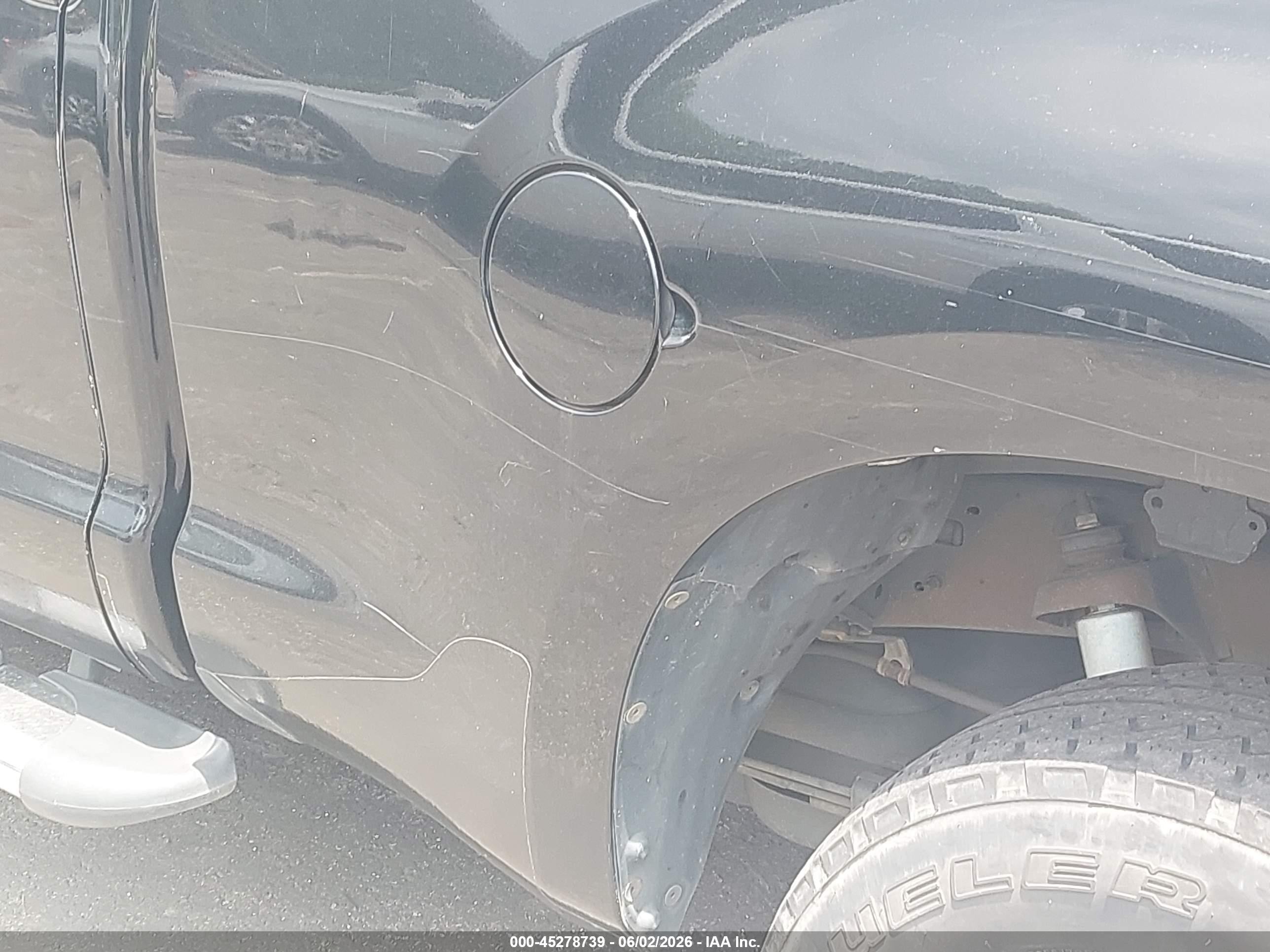 2008 Toyota Tundra Sr5 5.7l V8 Черный vin: 5TFRV54148X041162
