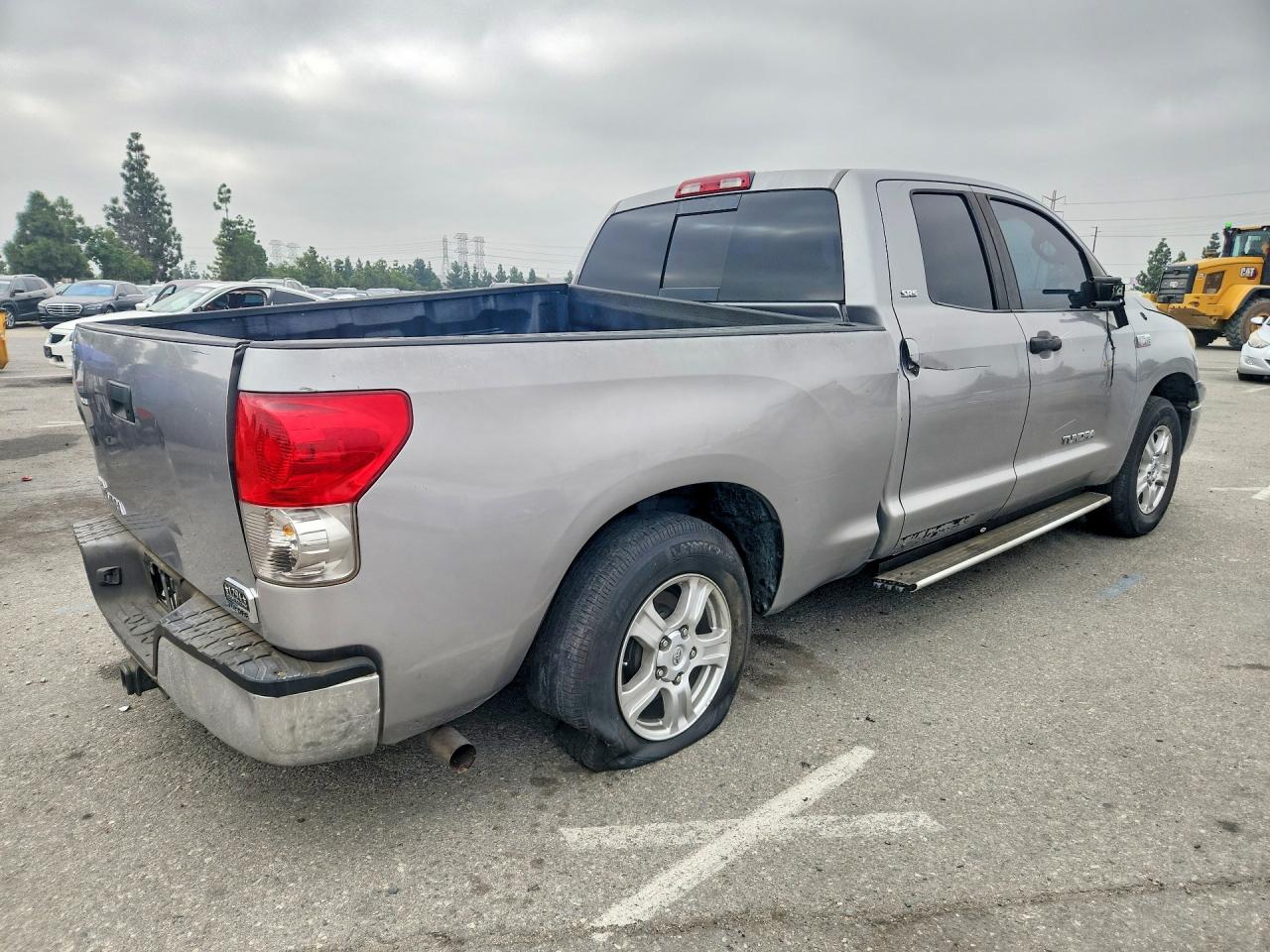 2007 Toyota Tundra Double Cab Sr5 Silver vin: 5TFRV54157X004037