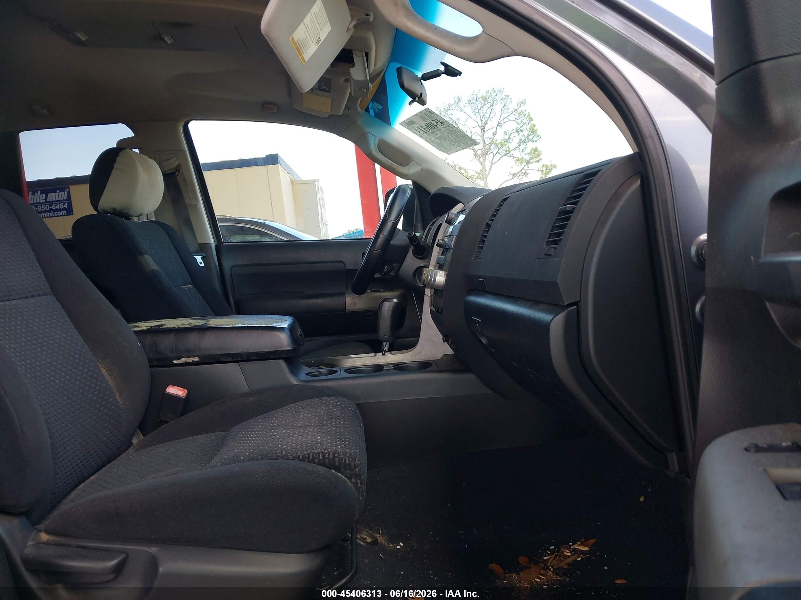 2008 Toyota Tundra Sr5 5.7l V8 Серый vin: 5TFRV54158X034754