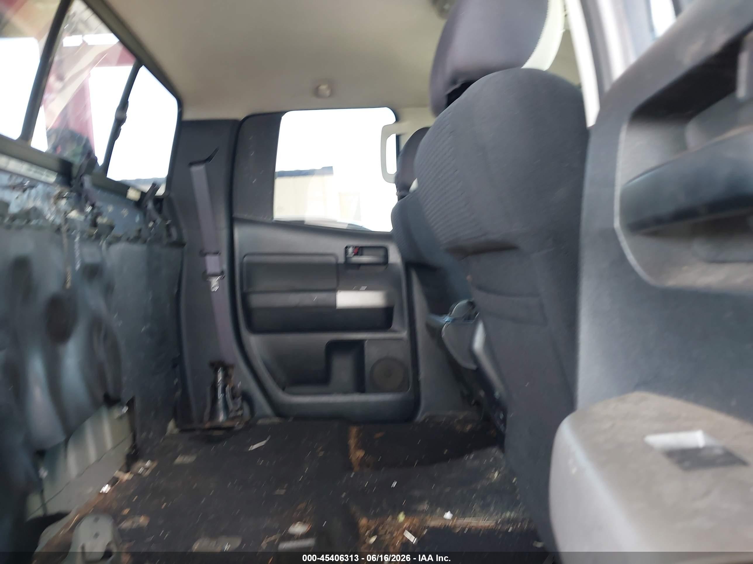 2008 Toyota Tundra Sr5 5.7l V8 Серый vin: 5TFRV54158X034754