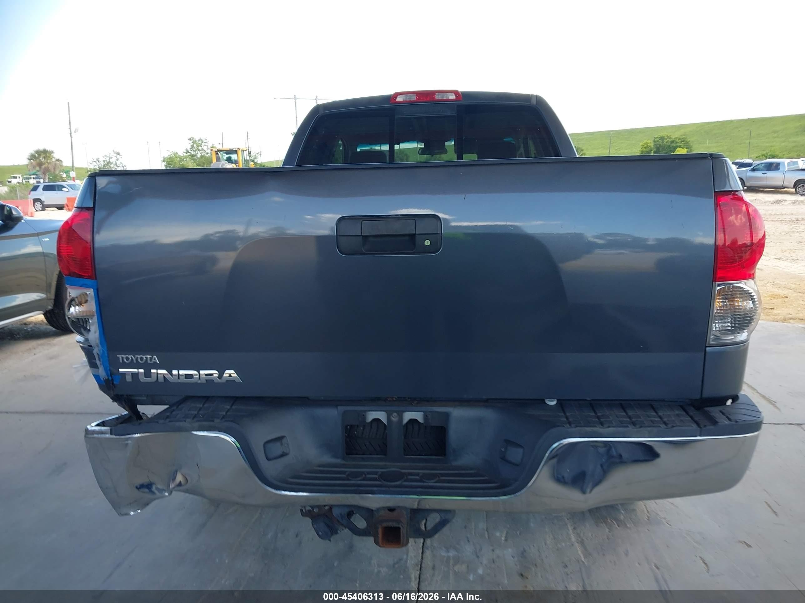 2008 Toyota Tundra Sr5 5.7l V8 Серый vin: 5TFRV54158X034754