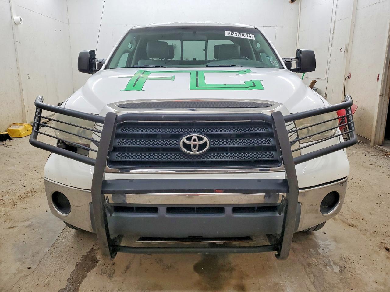 2007 Toyota Tundra Sr5 Белый vin: 5TFRV54167X024992