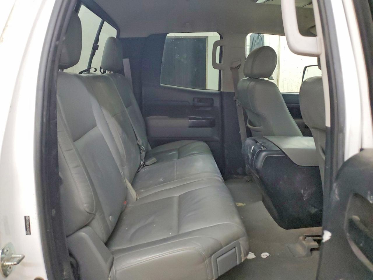 2007 Toyota Tundra Sr5 Белый vin: 5TFRV54167X024992