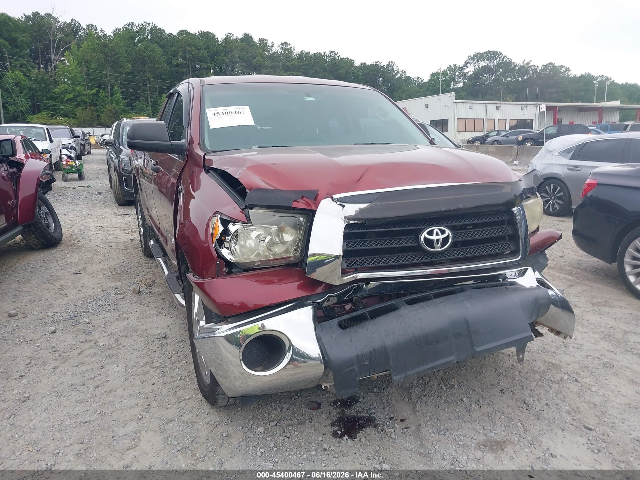 2008 Toyota Tundra Base 5.7l V8 Красный vin: 5TFRV54178X036845