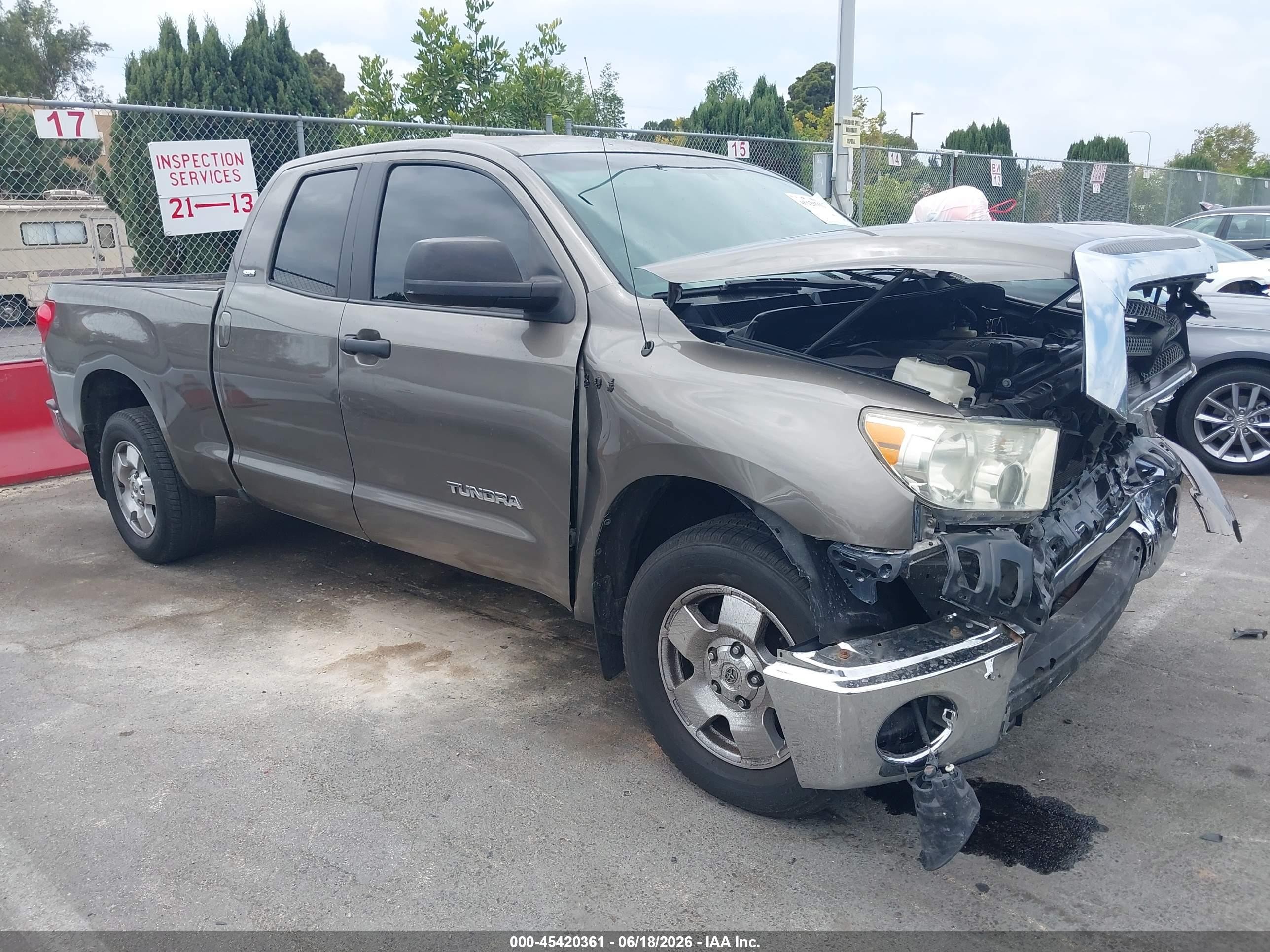 2008 Toyota Tundra Sr5 5.7l V8 Серый vin: 5TFRV54178X066248