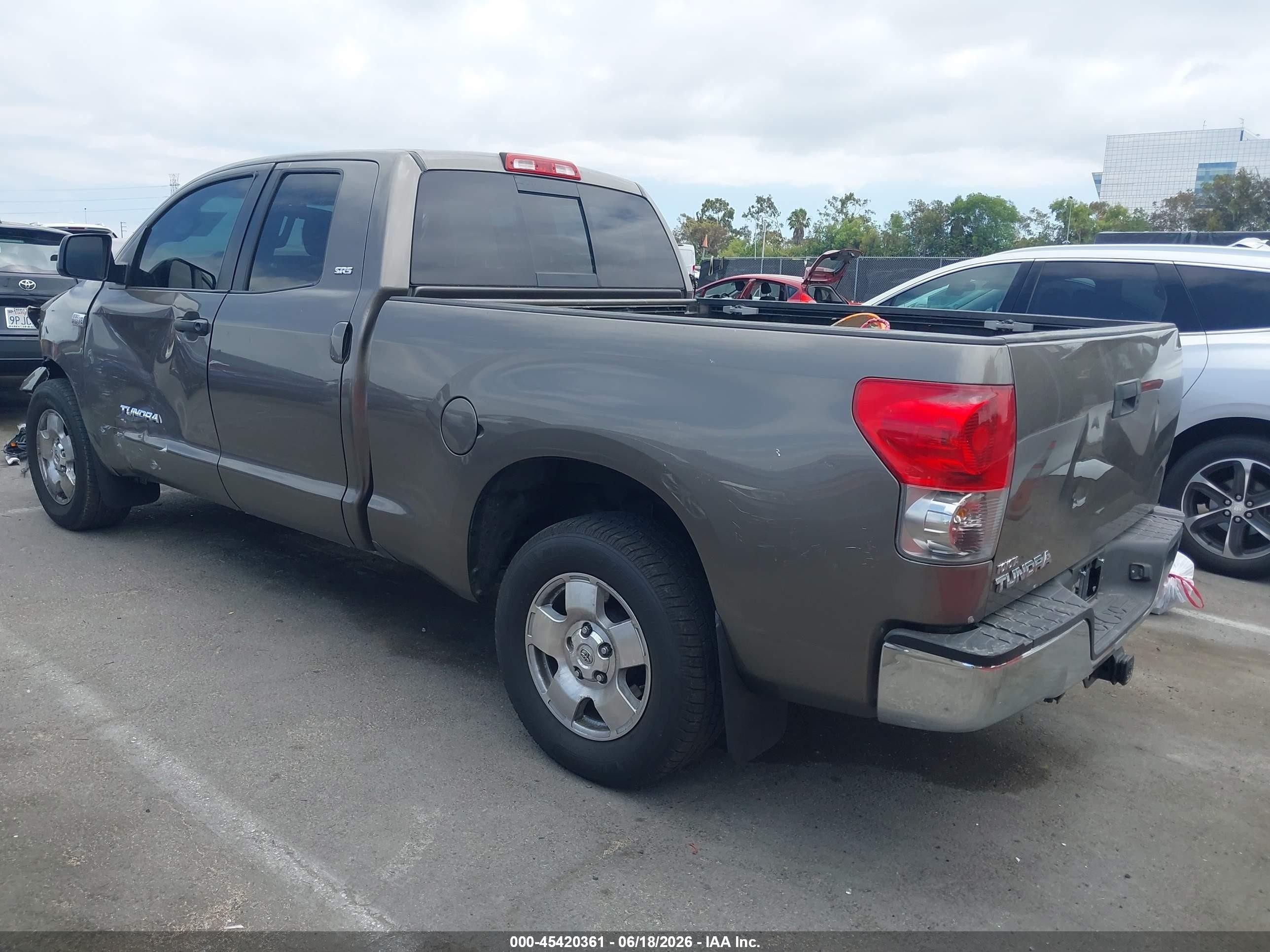 2008 Toyota Tundra Sr5 5.7l V8 Серый vin: 5TFRV54178X066248
