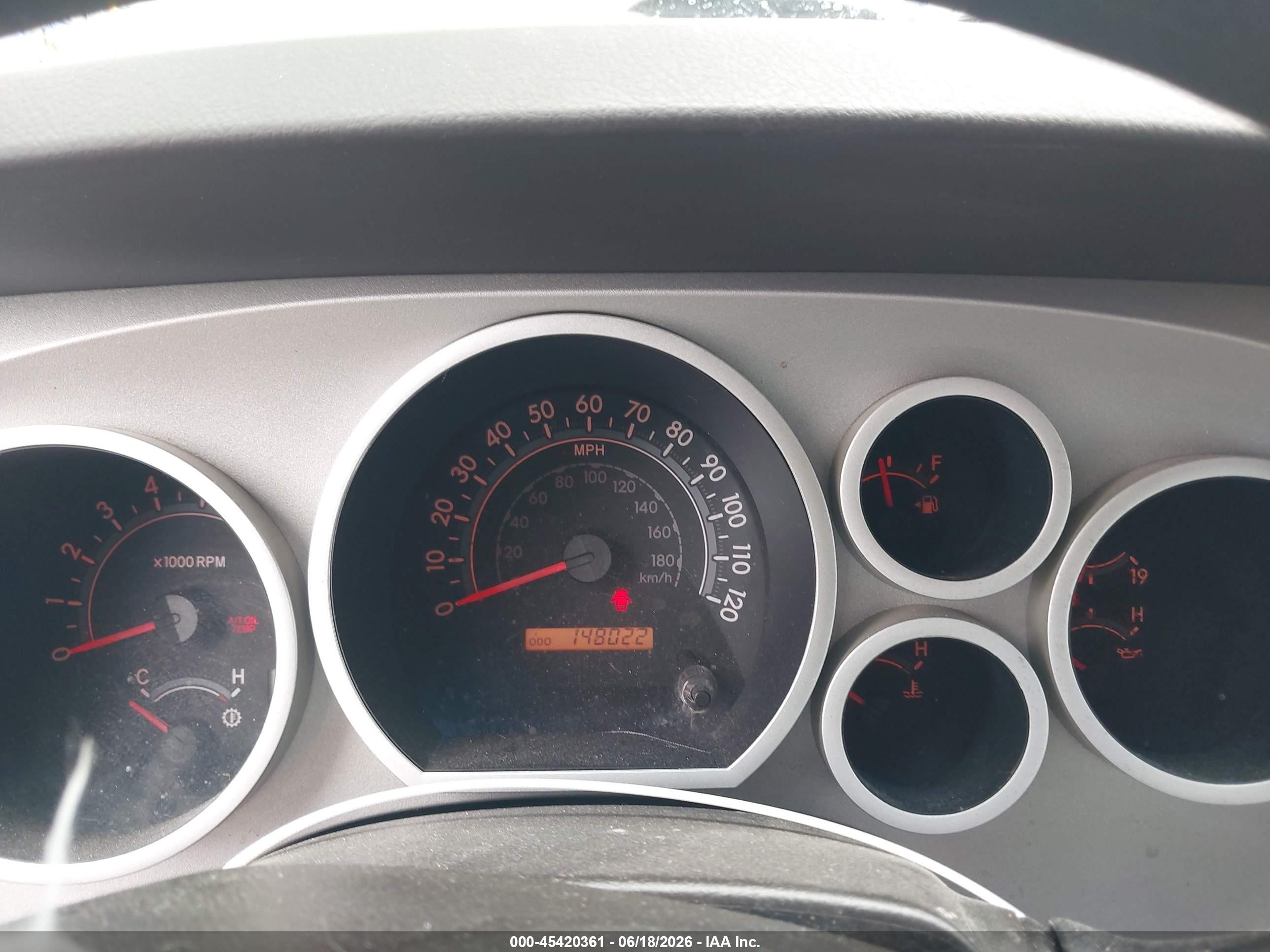 2008 Toyota Tundra Sr5 5.7l V8 Серый vin: 5TFRV54178X066248