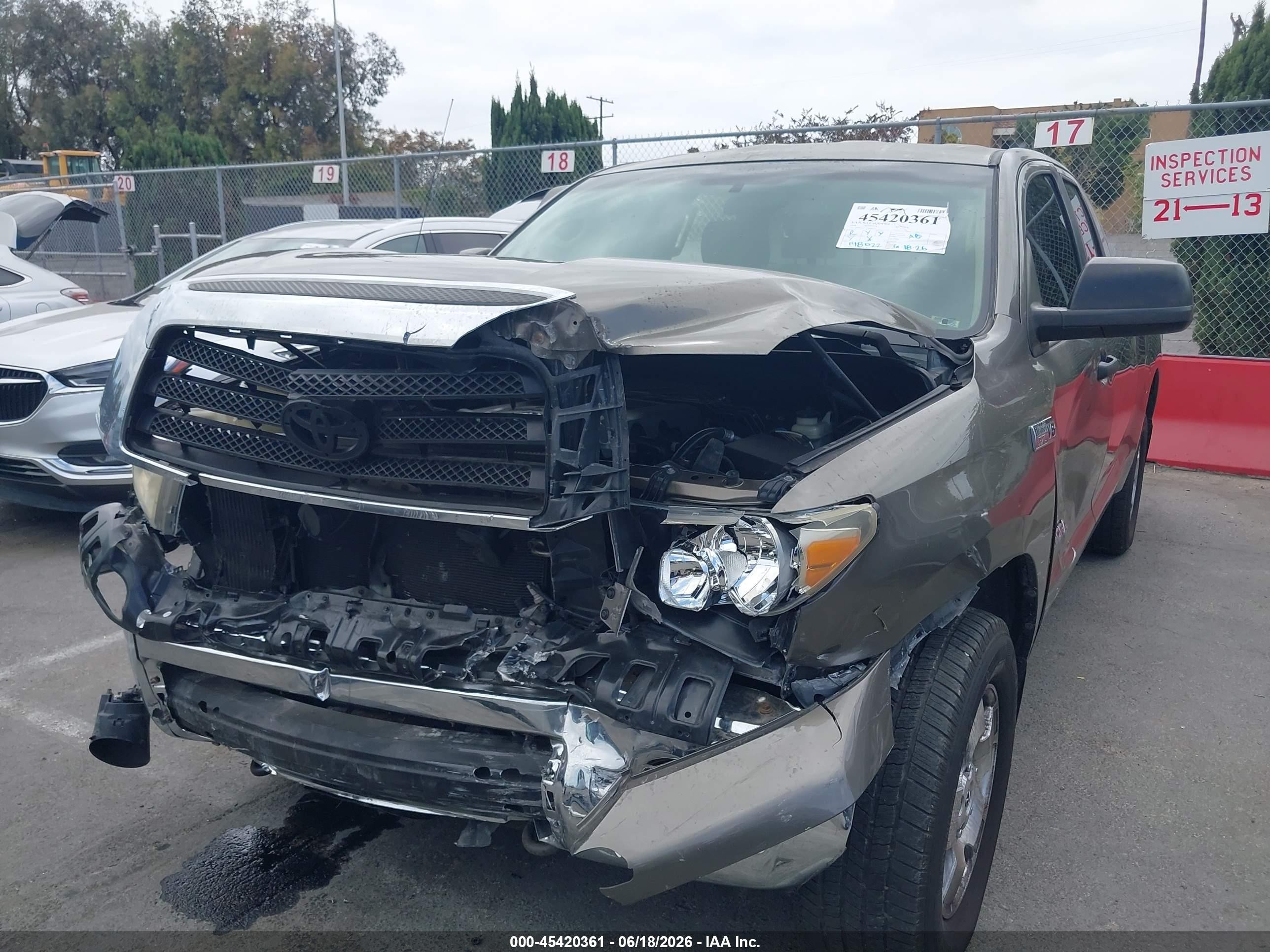 2008 Toyota Tundra Sr5 5.7l V8 Серый vin: 5TFRV54178X066248