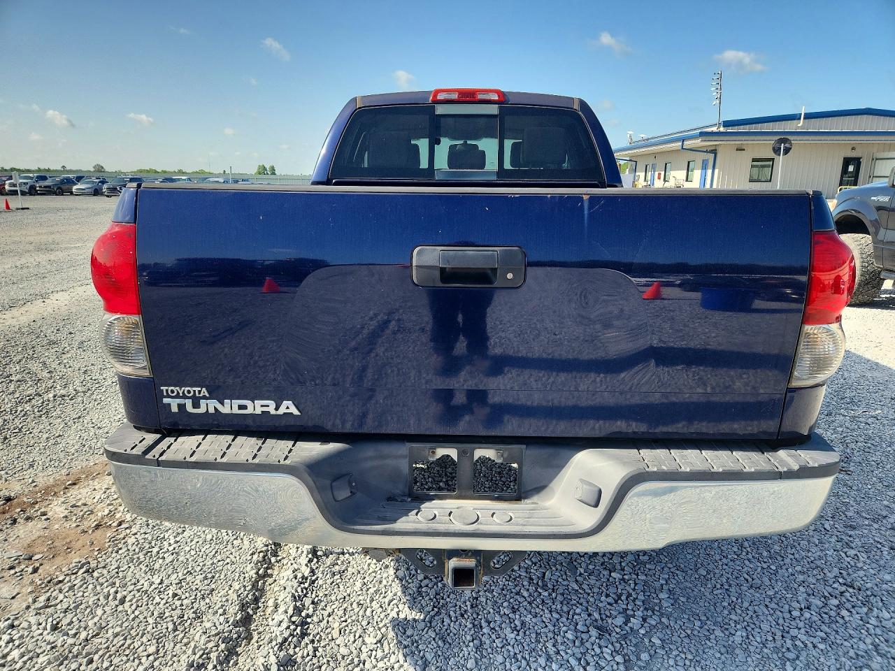 2009 Toyota Tundra Sr5 Blue vin: 5TFRV54179X071922
