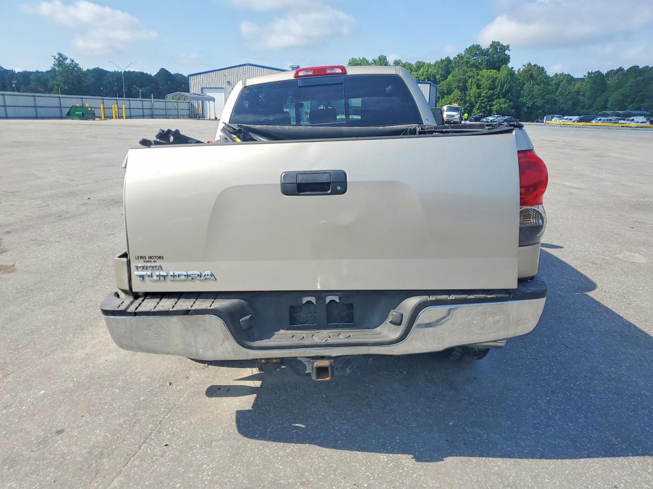 2007 Toyota Tundra Double Cab Sr5 Gold vin: 5TFRV54187X010642