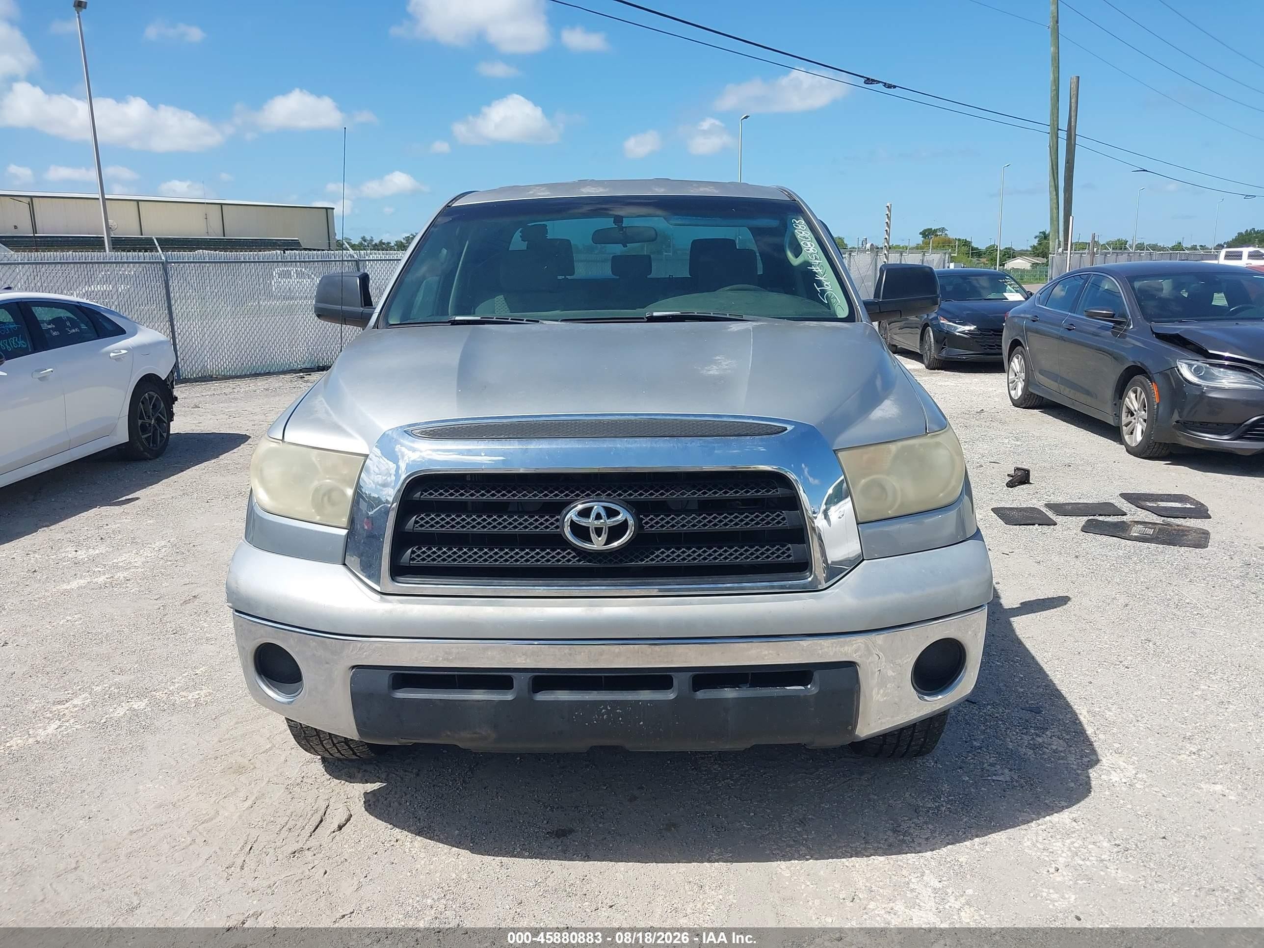 2008 Toyota Tundra Base 5.7l V8 Silver vin: 5TFRV54188X056831