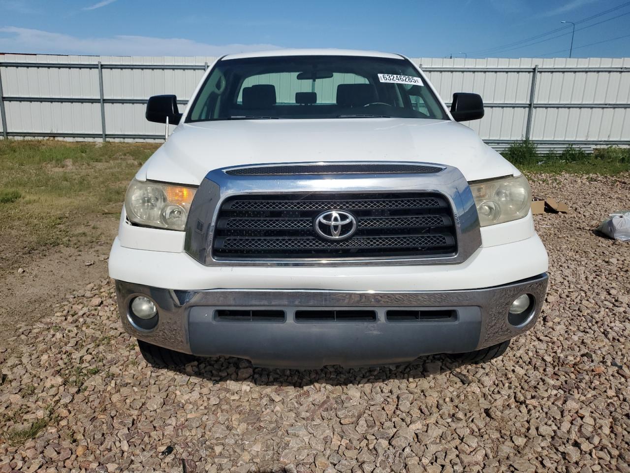 2008 Toyota Tundra White vin: 5TFRV54188X061110