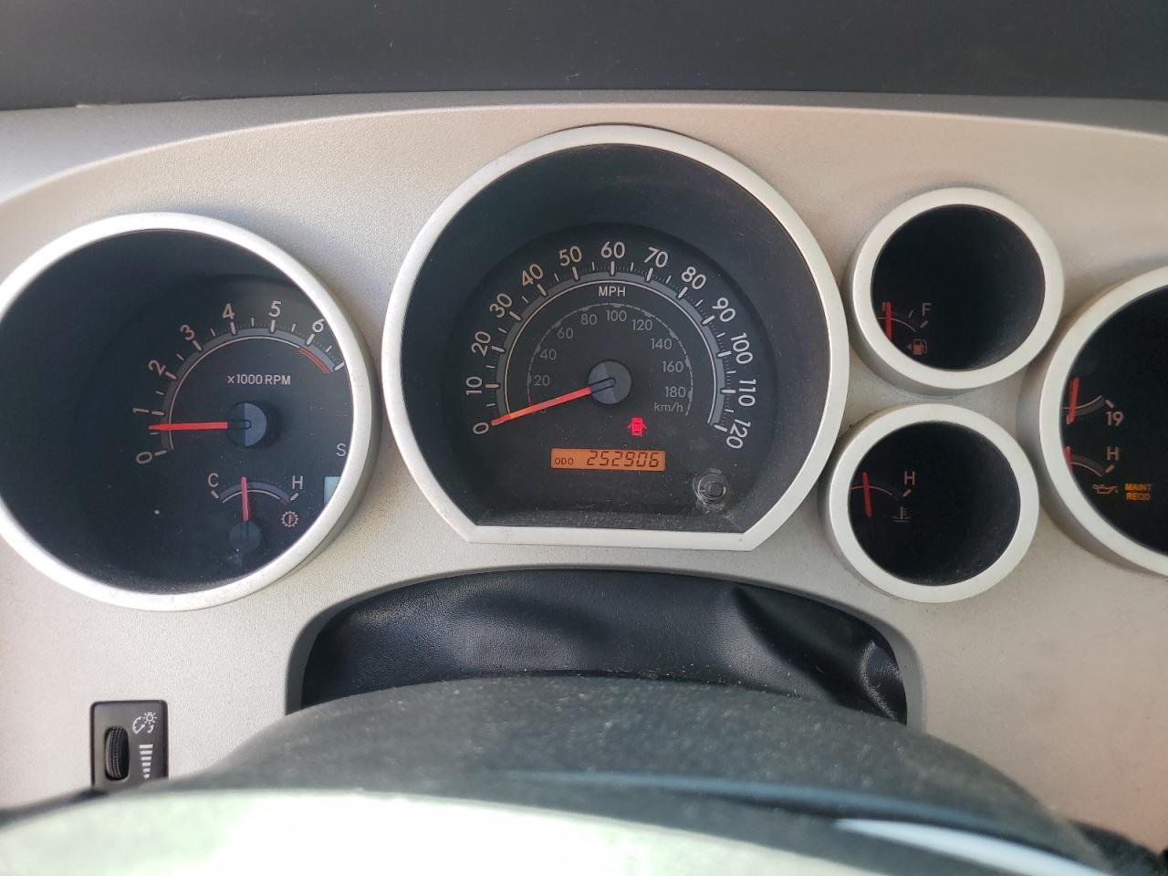2008 Toyota Tundra White vin: 5TFRV54188X061110