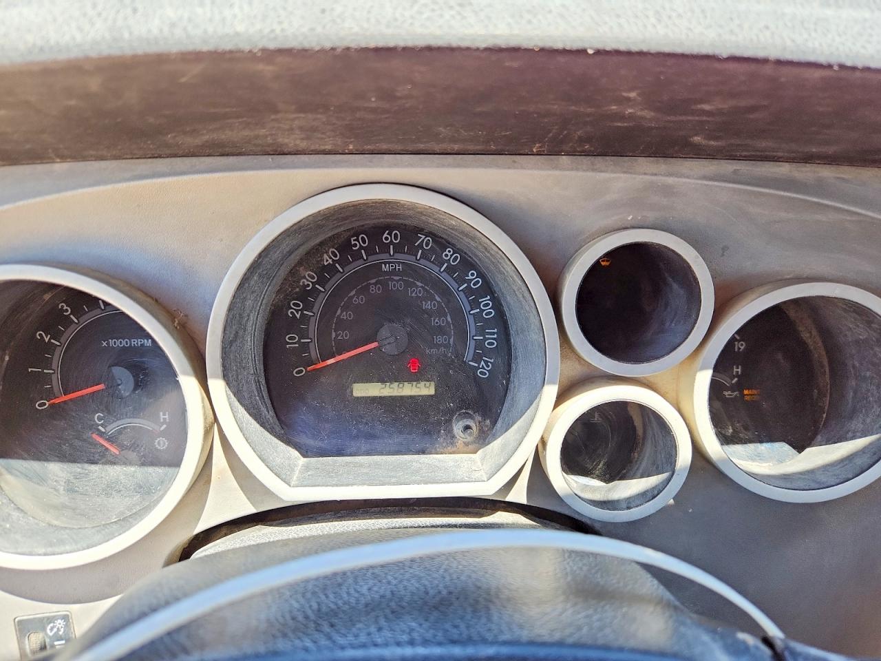 2007 Toyota Tundra Sr5 Красный vin: 5TFRV54197X030379