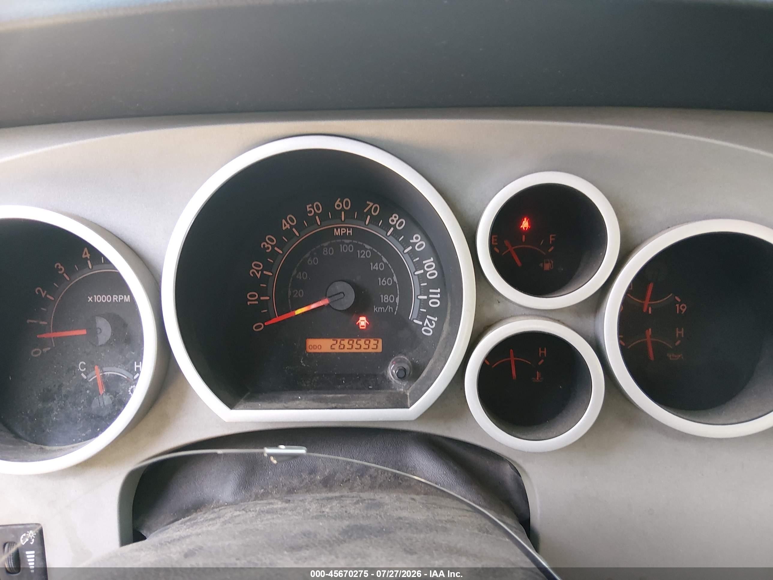 2007 Toyota Tundra Sr5 V8 White vin: 5TFRV541X7X006009