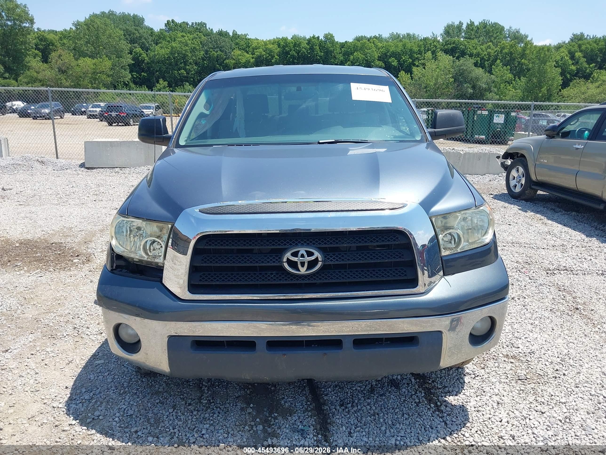 2008 Toyota Tundra Sr5 5.7l V8 Blue vin: 5TFRV541X8X036015