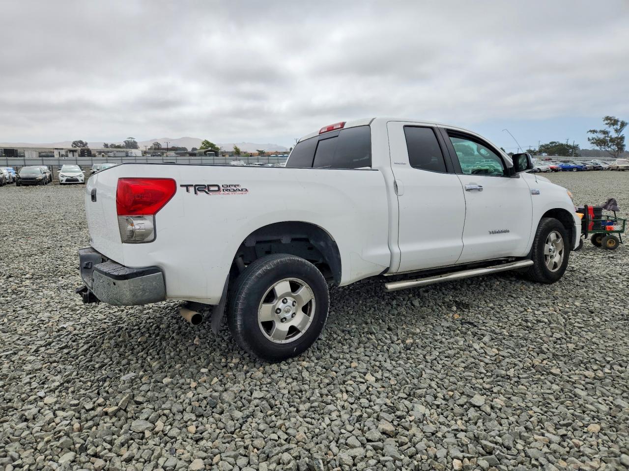 2008 Toyota Tundra Double Cab Limited White vin: 5TFRV58128X053417