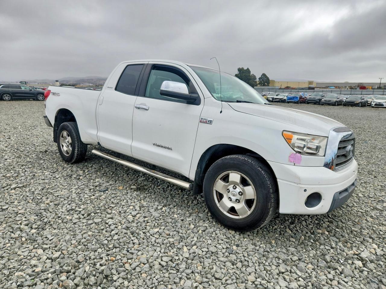 2008 Toyota Tundra Double Cab Limited White vin: 5TFRV58128X053417
