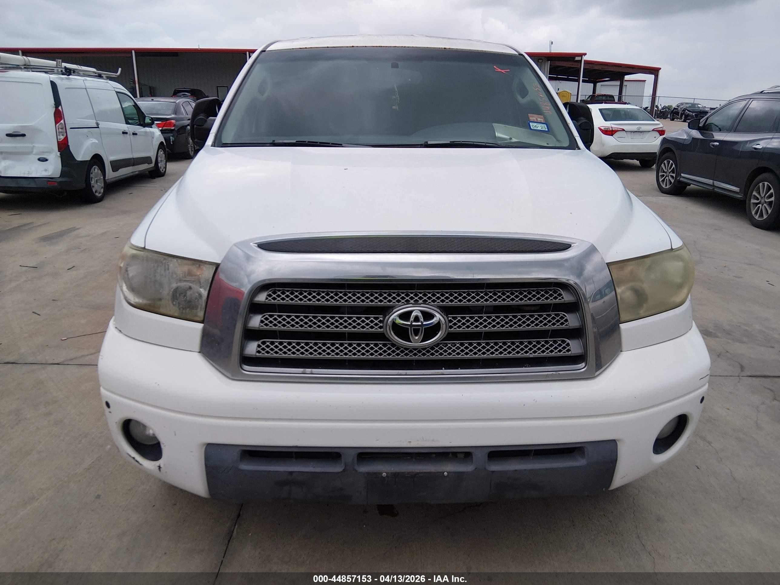 2007 Toyota Tundra Limited 5.7l V8 Желтый vin: 5TFRV58197X004424