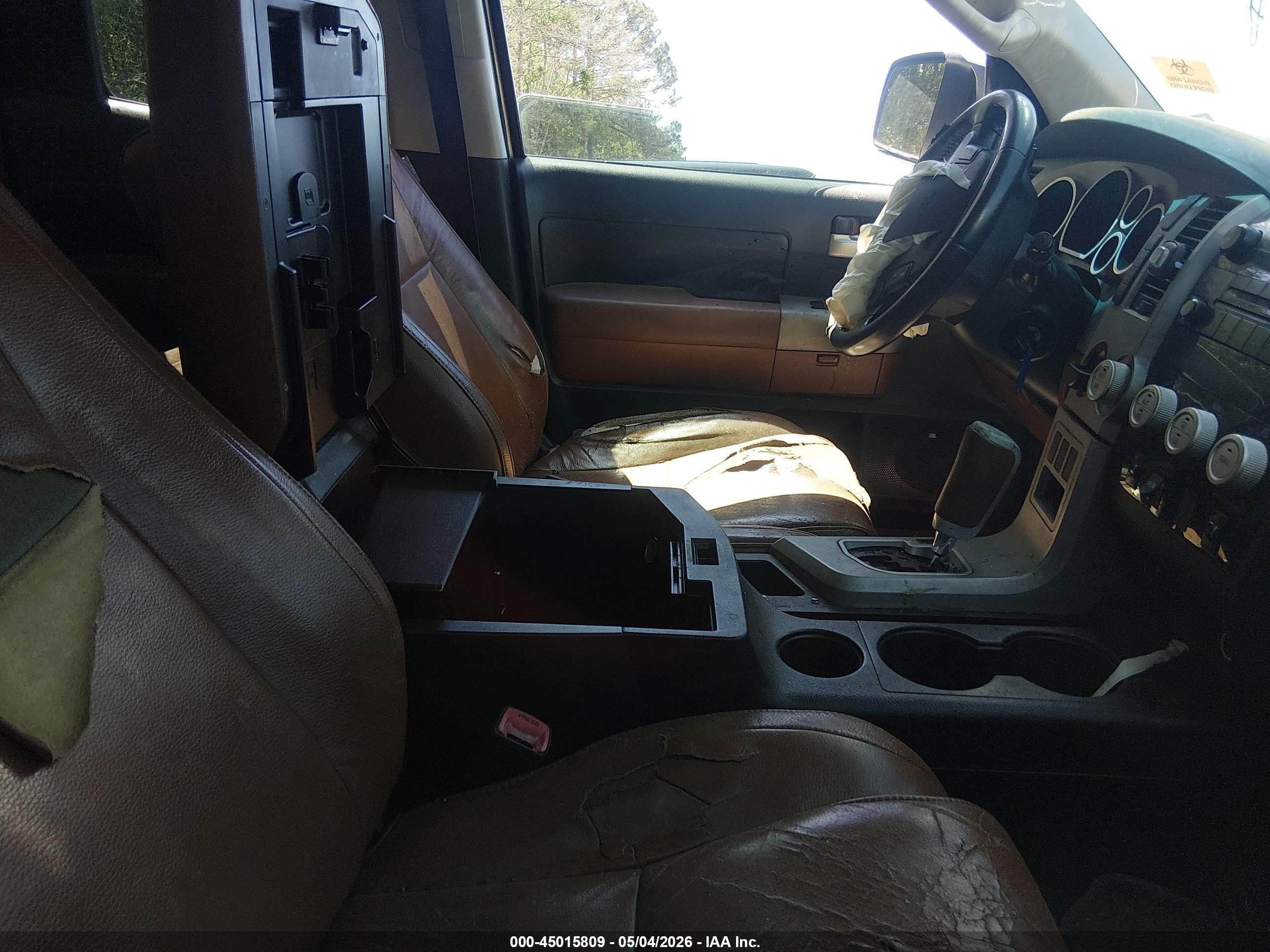 2007 Toyota Tundra Limited 5.7l V8 Beige vin: 5TFRV581X7X022852