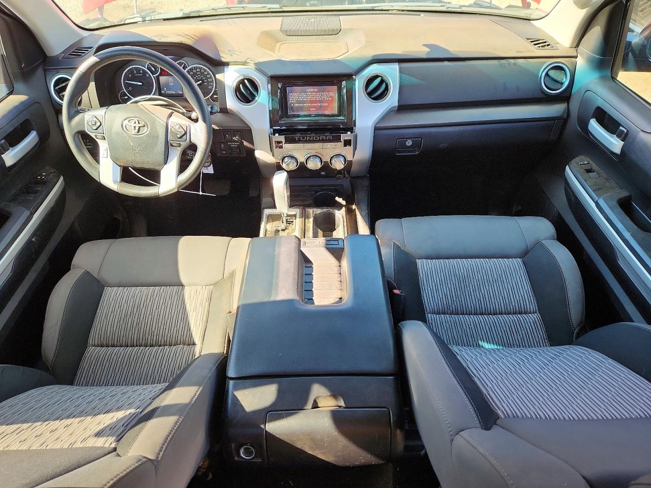 2016 Toyota Tundra Sr5 Red vin: 5TFRW5F16GX202183