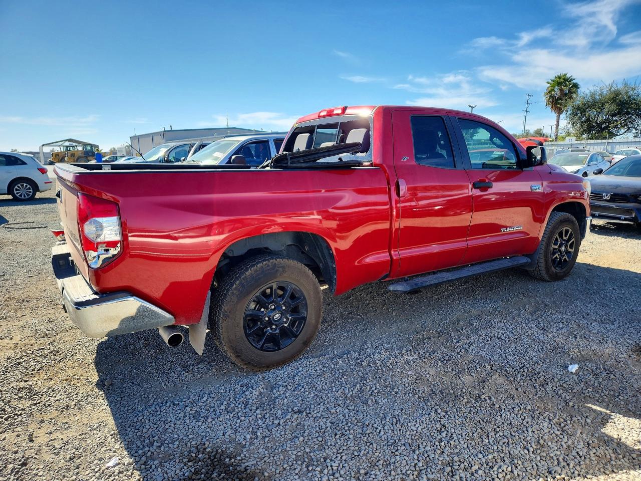 2016 Toyota Tundra Sr5 Red vin: 5TFRW5F16GX202183