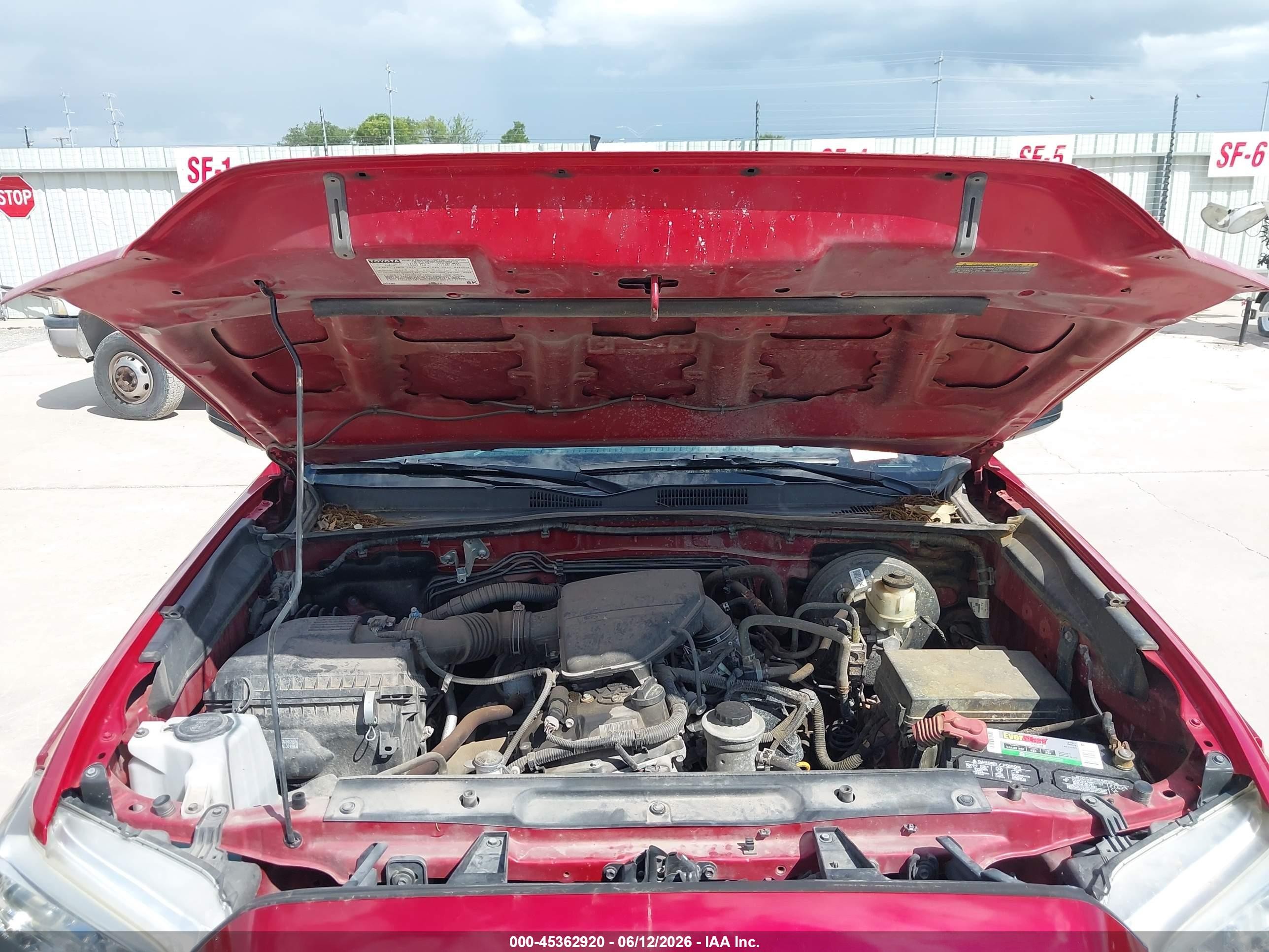2020 Toyota Tacoma Sr Red vin: 5TFRX5GN2LX179865