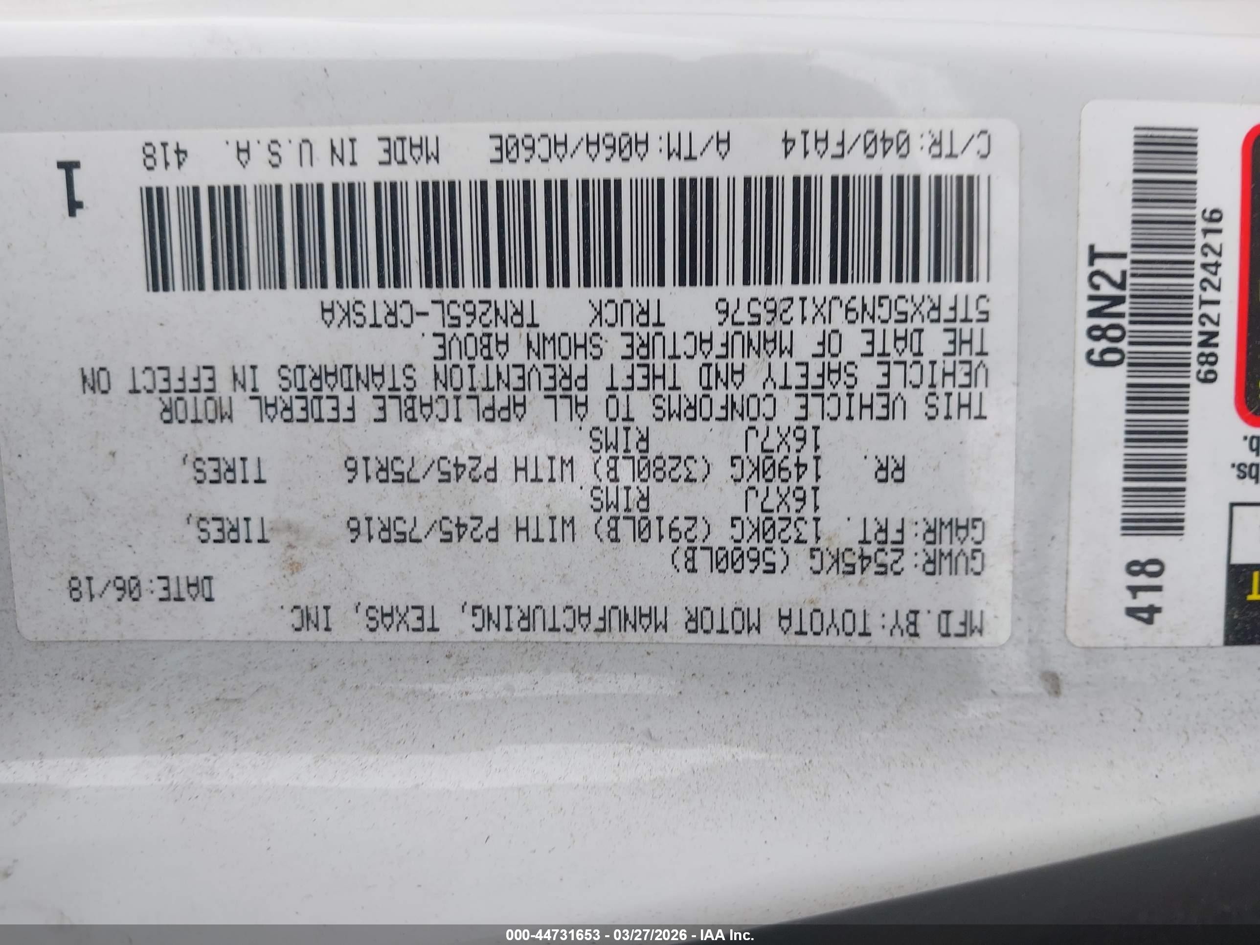 2018 Toyota Tacoma Sr White vin: 5TFRX5GN9JX126576