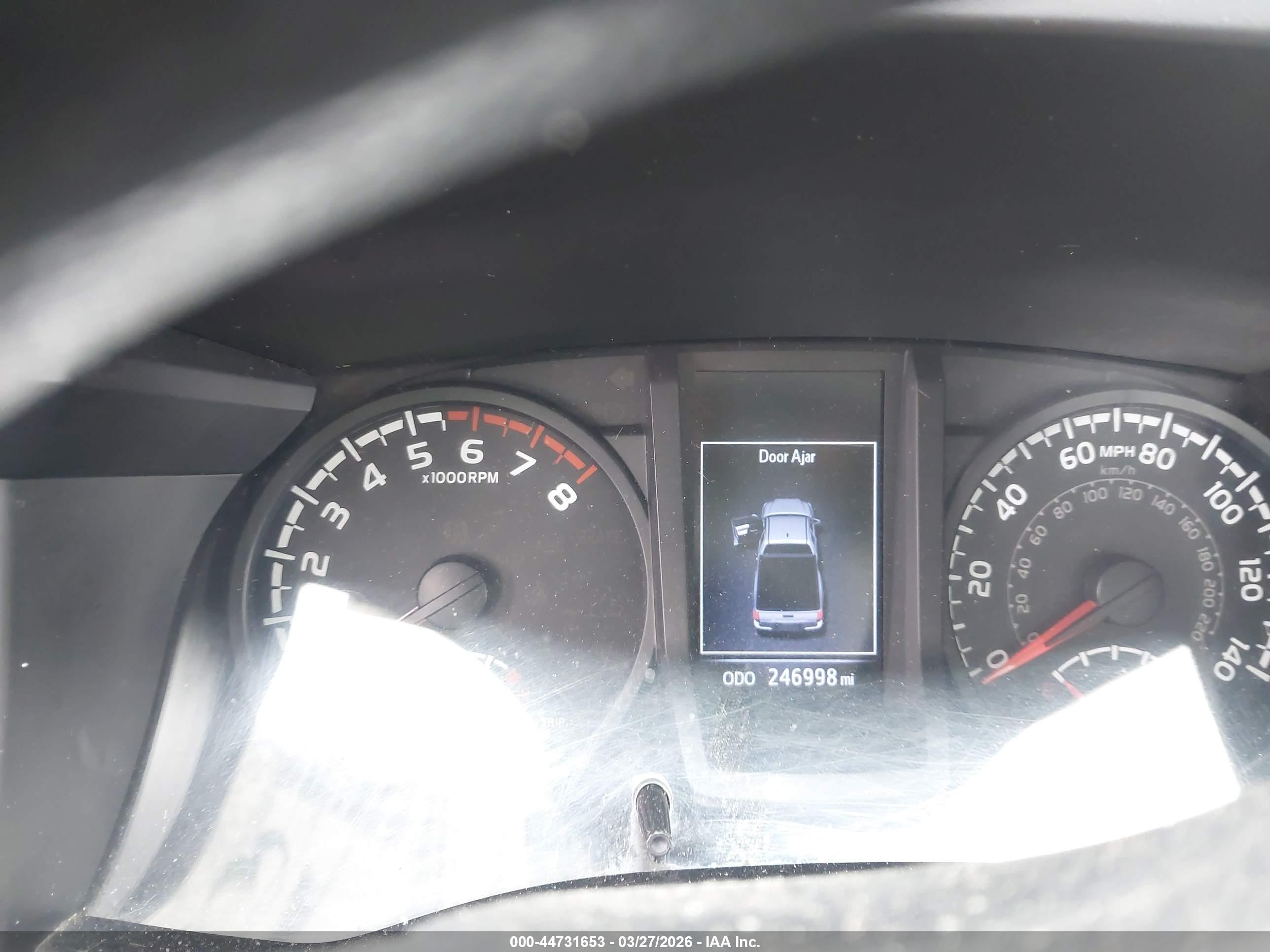 2018 Toyota Tacoma Sr White vin: 5TFRX5GN9JX126576
