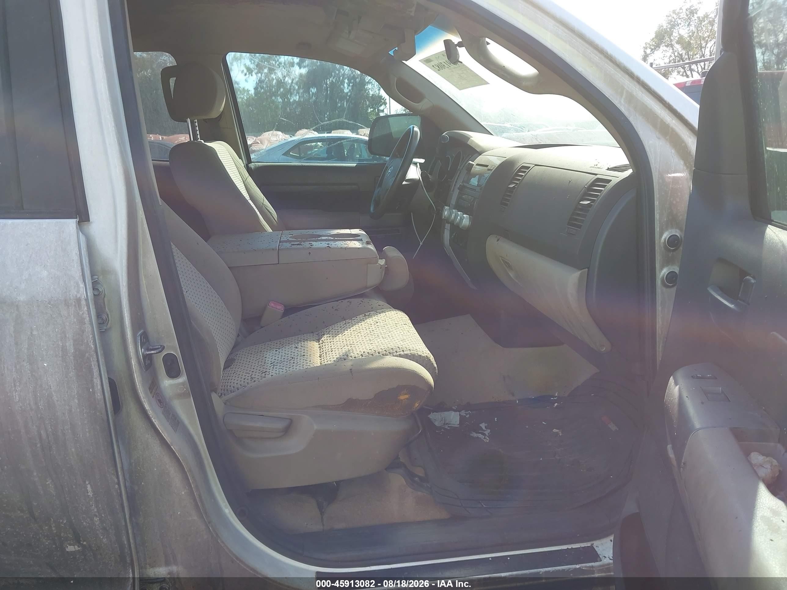 2010 Toyota Tundra Grade 5.7l V8 White vin: 5TFRY5F10AX083855