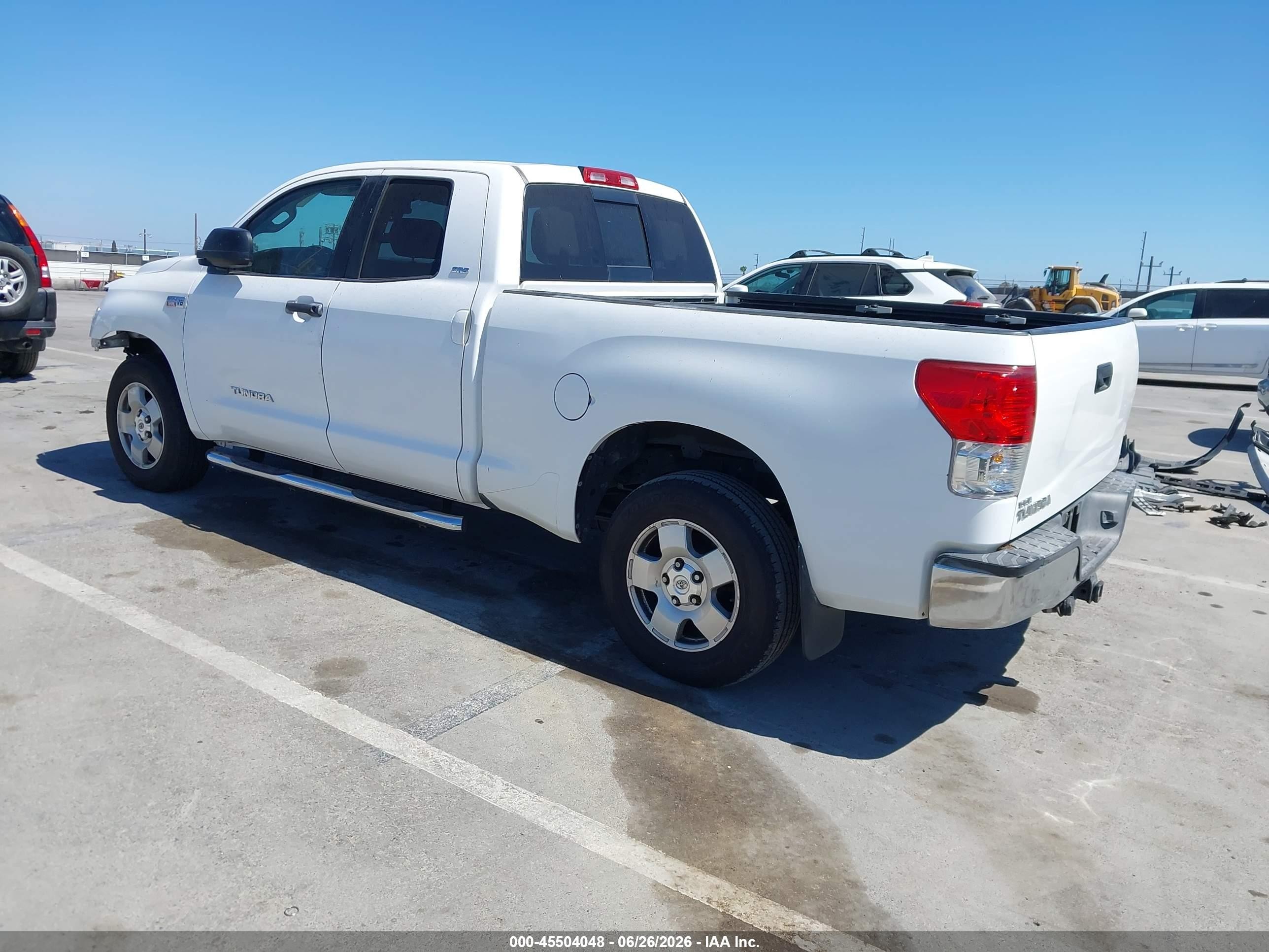 2010 Toyota Tundra Grade 5.7l V8 White vin: 5TFRY5F10AX094581