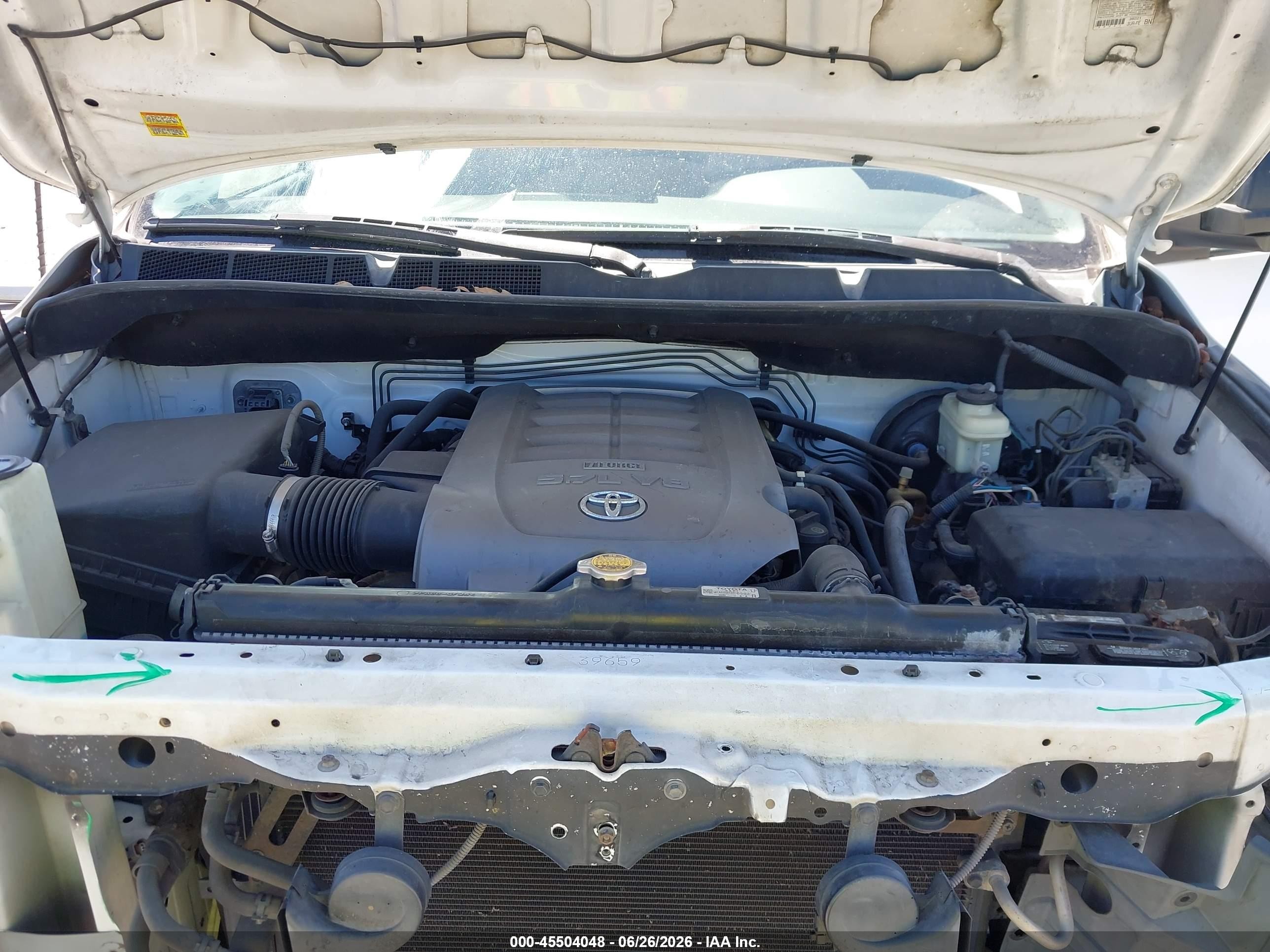 2010 Toyota Tundra Grade 5.7l V8 White vin: 5TFRY5F10AX094581