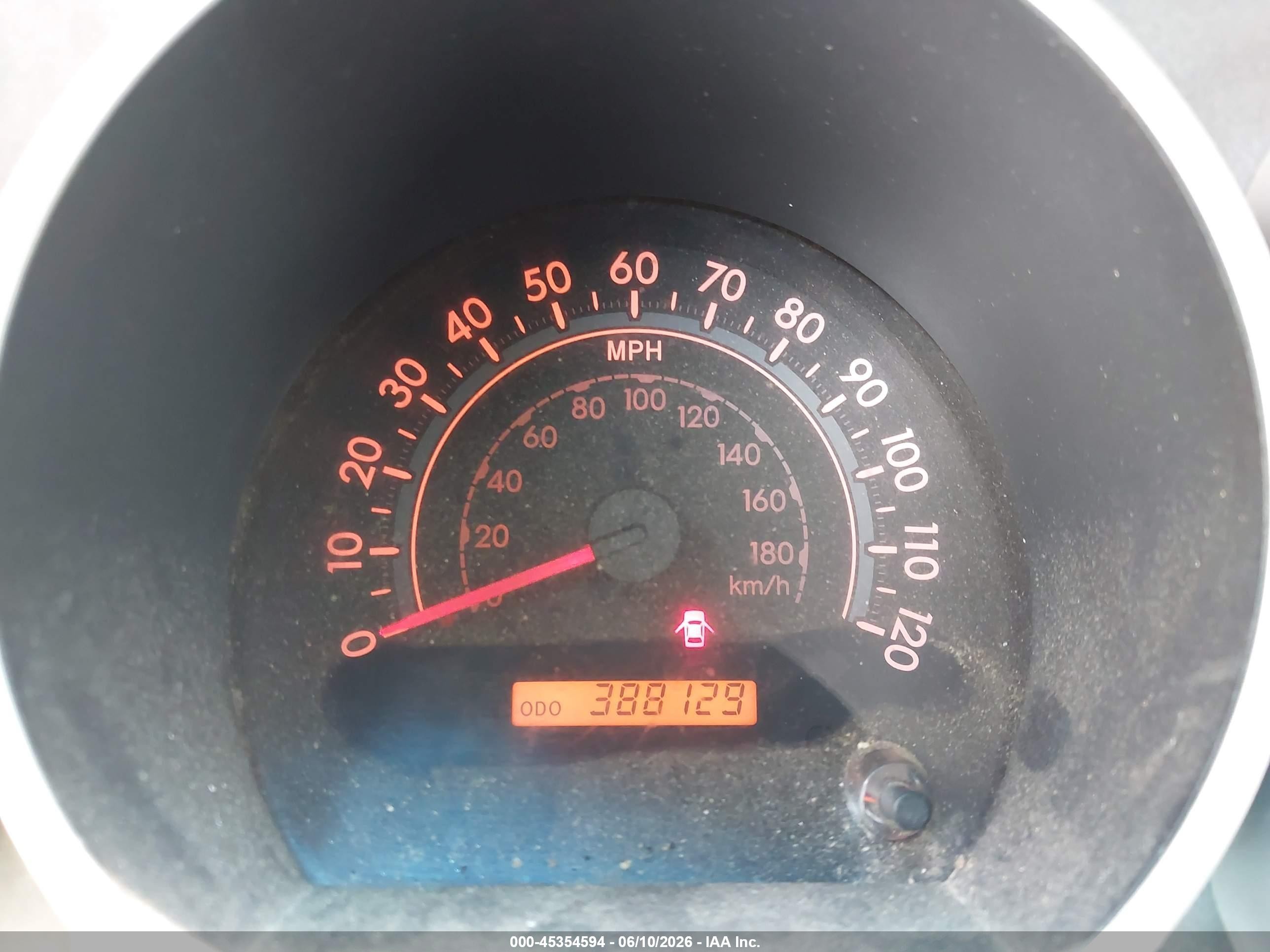2012 Toyota Tundra Grade 5.7l V8 Silver vin: 5TFRY5F10CX125315