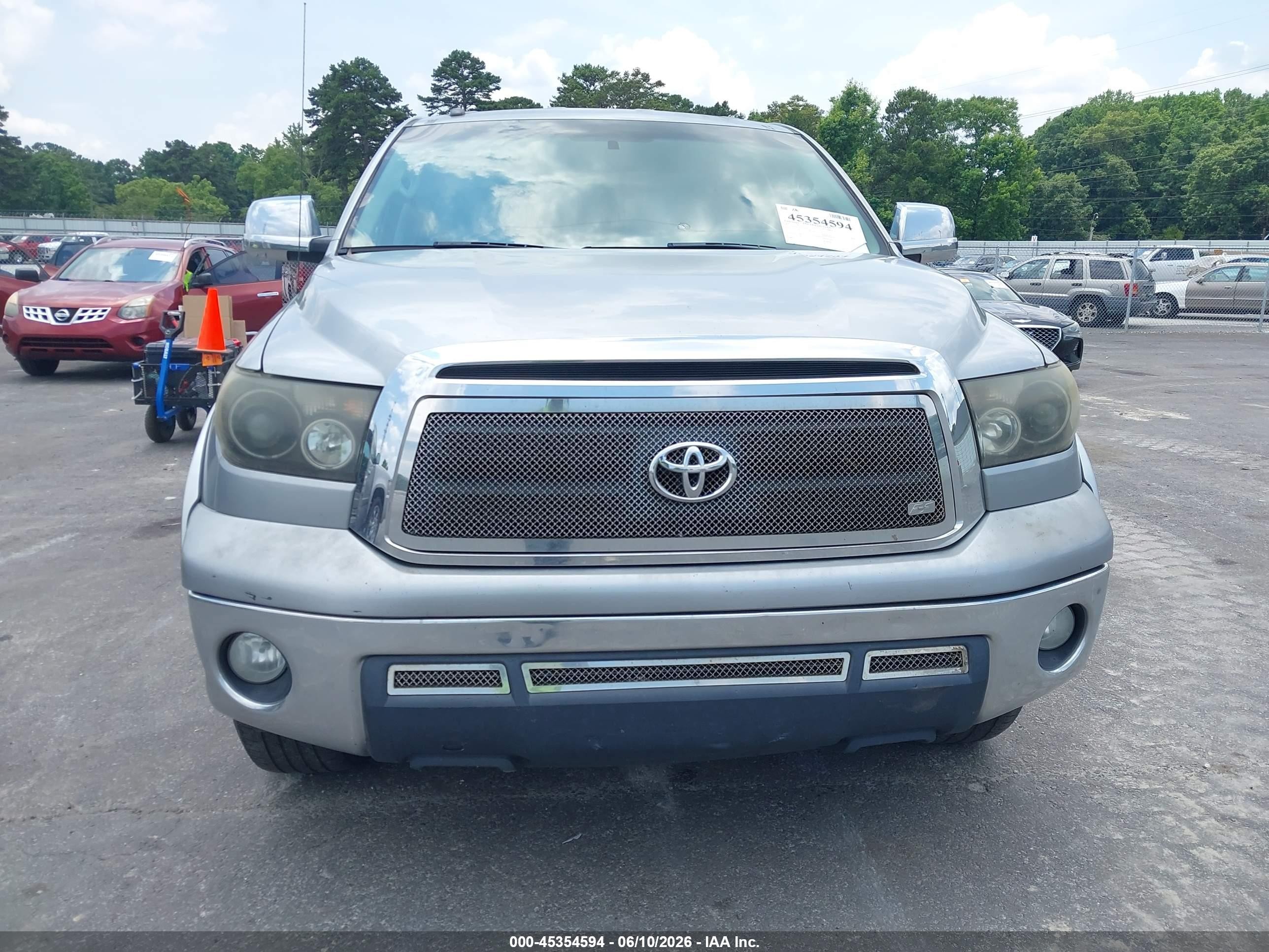 2012 Toyota Tundra Grade 5.7l V8 Silver vin: 5TFRY5F10CX125315