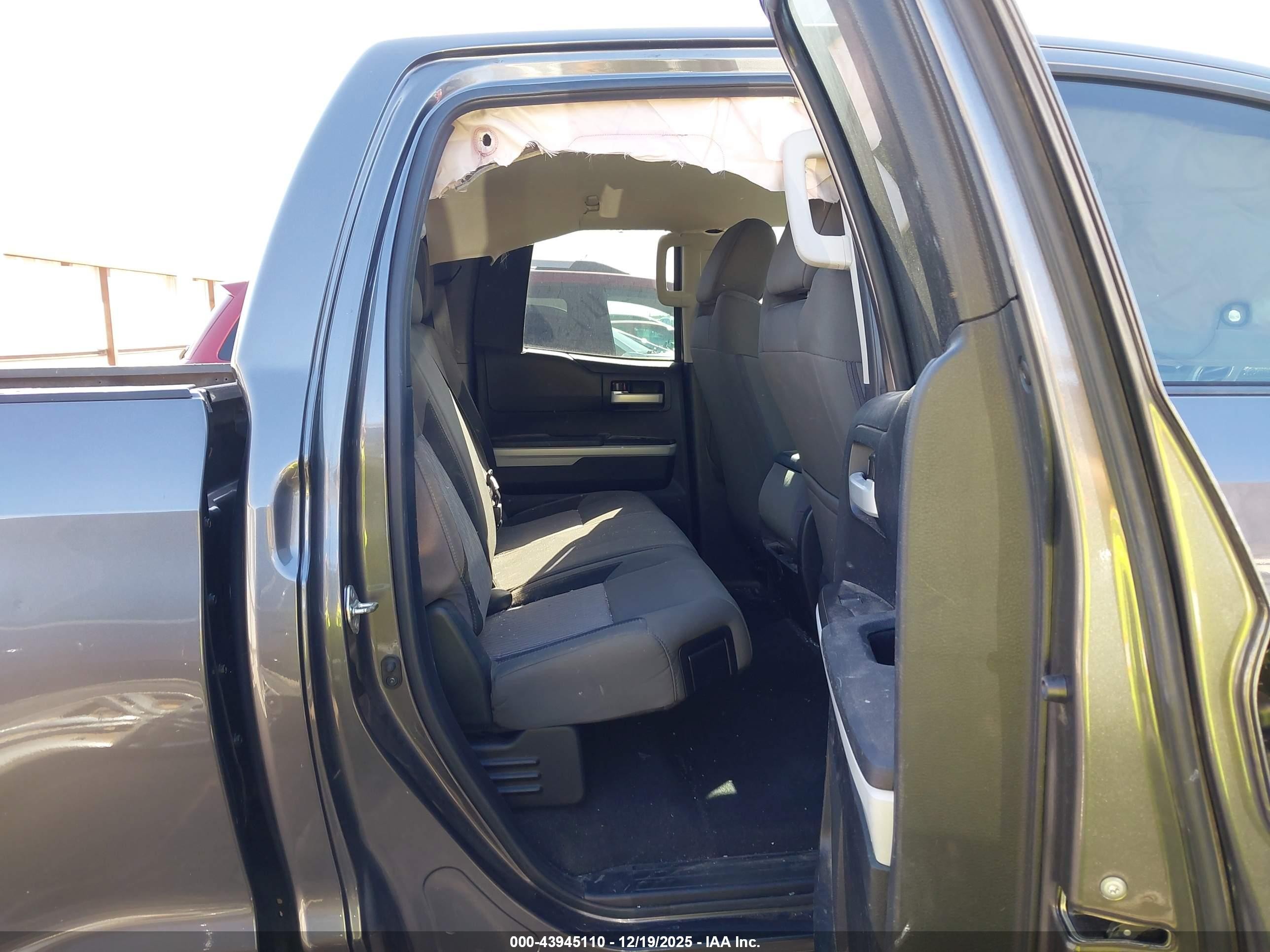 2014 Toyota Tundra Sr5 5.7l V8 Gray vin: 5TFRY5F10EX164845